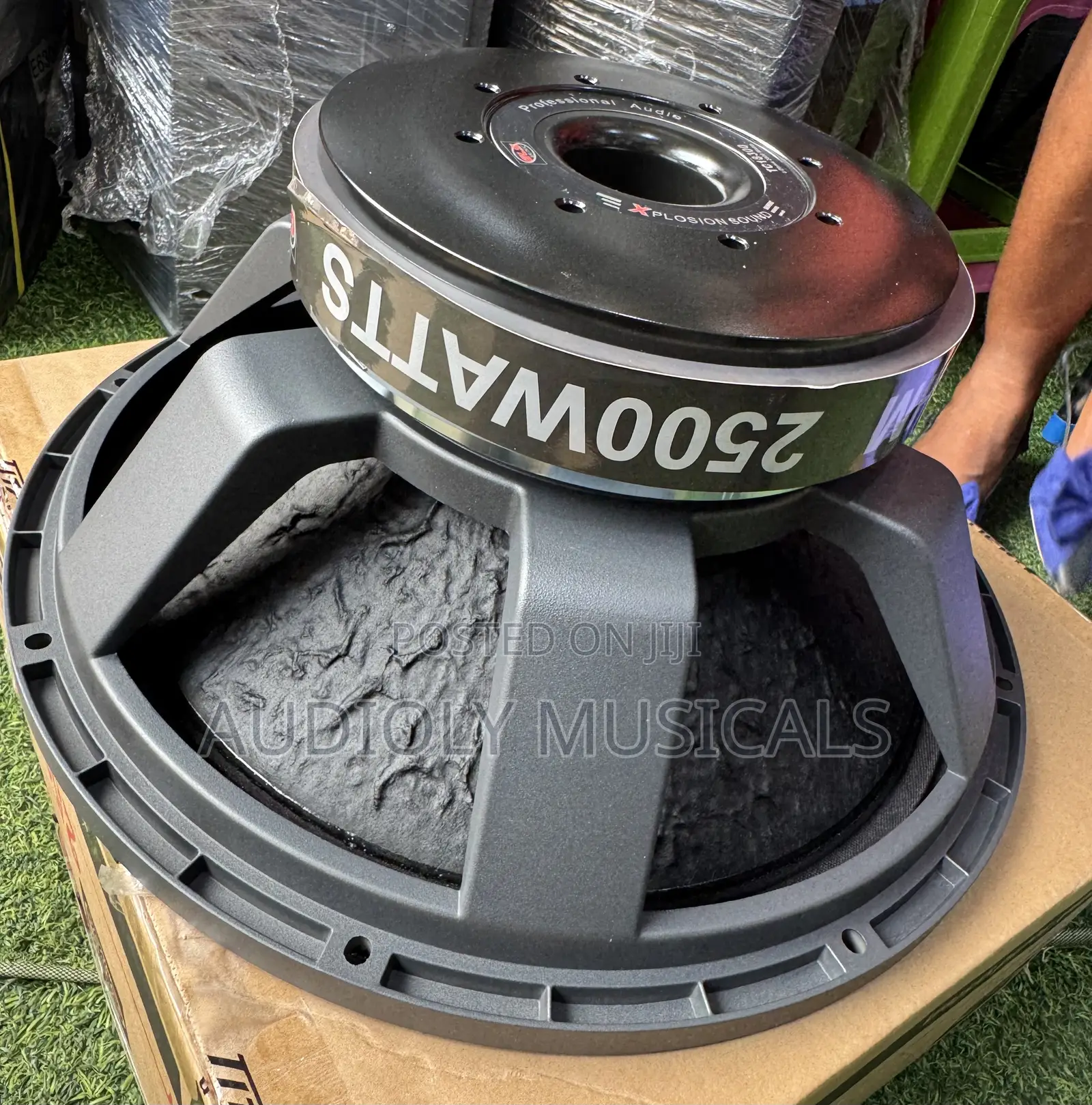 (Titanic Usa)Gls- Double Magnet Bass Speaker 18” 2500watt