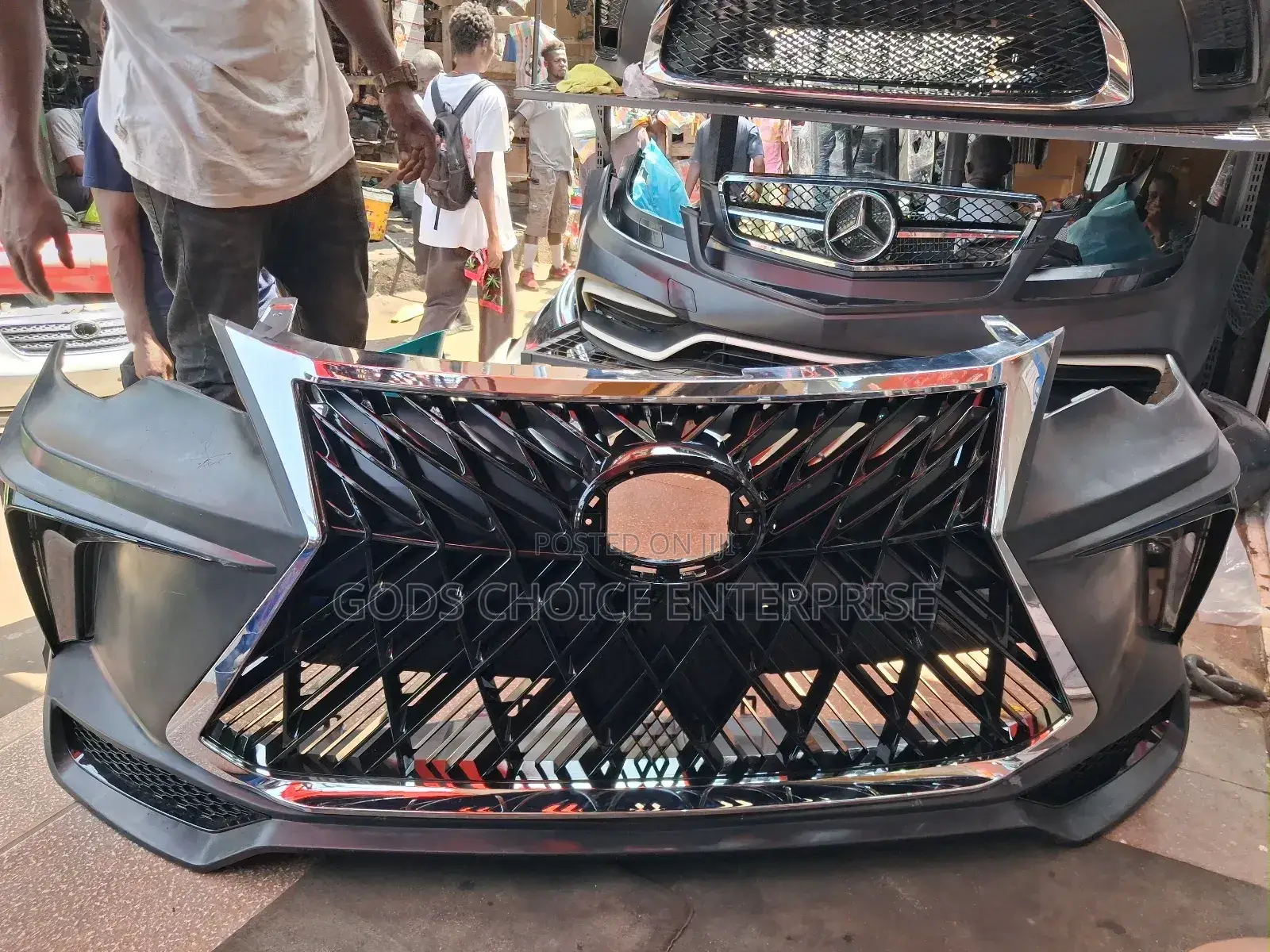 Front Bumper Fortuner 2016 Lexus Type