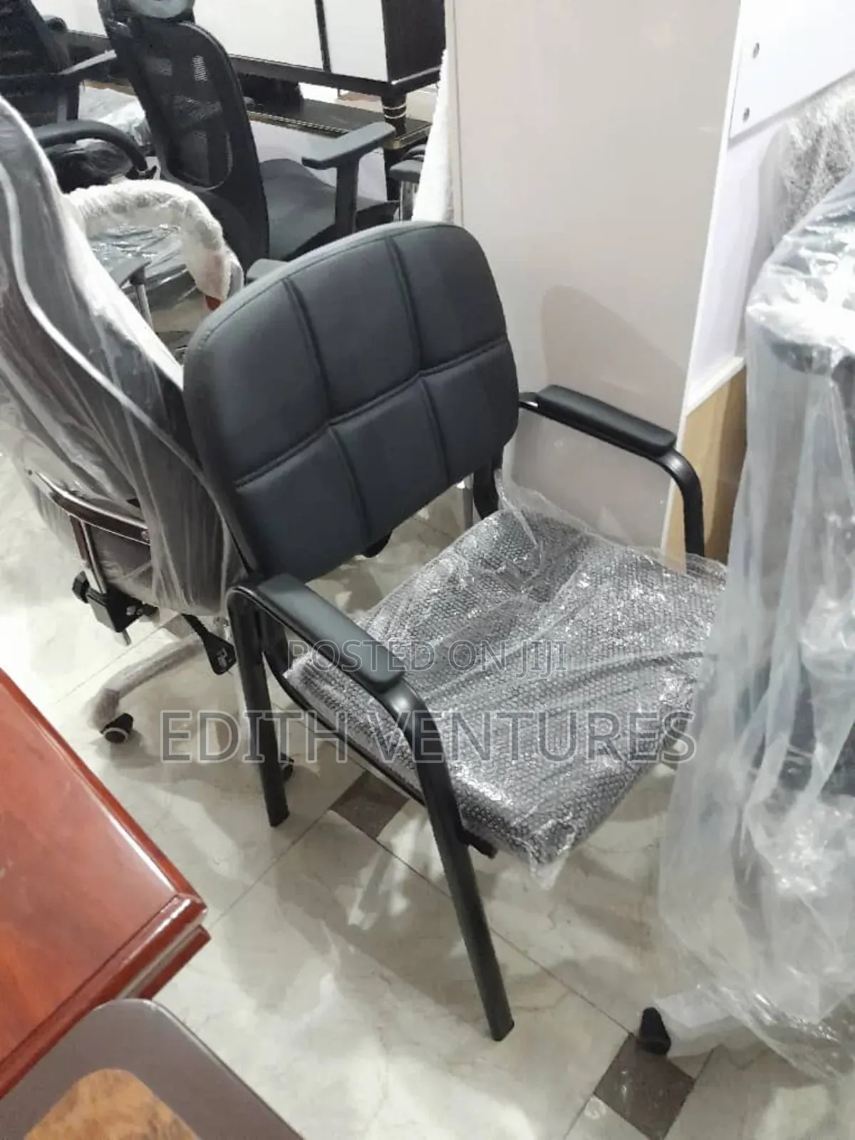 Seat for Visitor's
