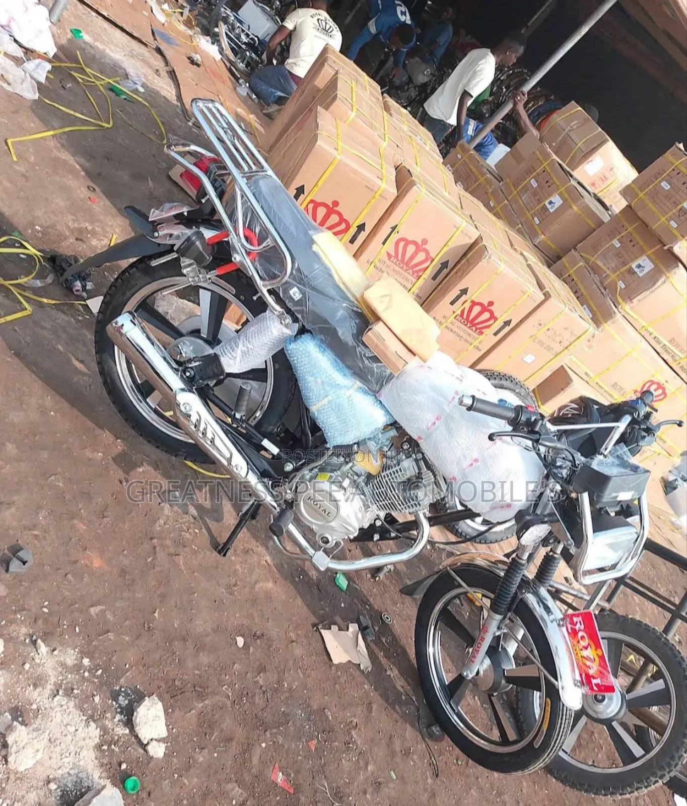 New Royal Motorcycle 2025 Black