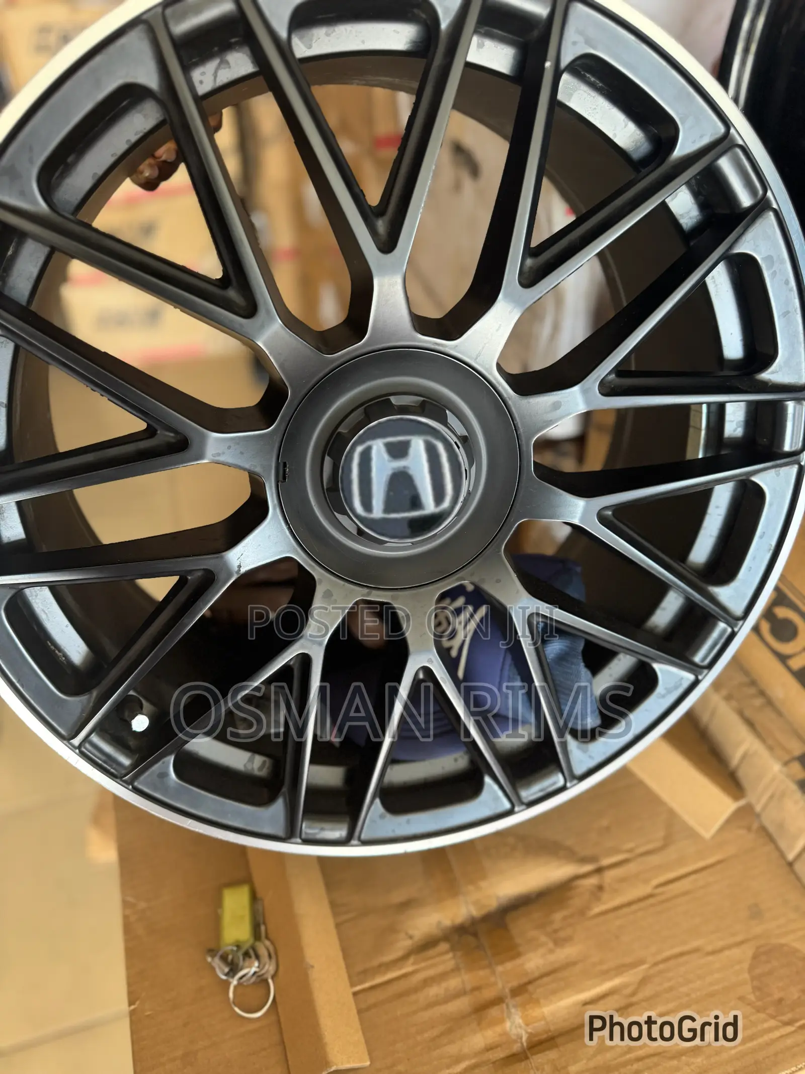 Honda Accord Rim 19 Lb