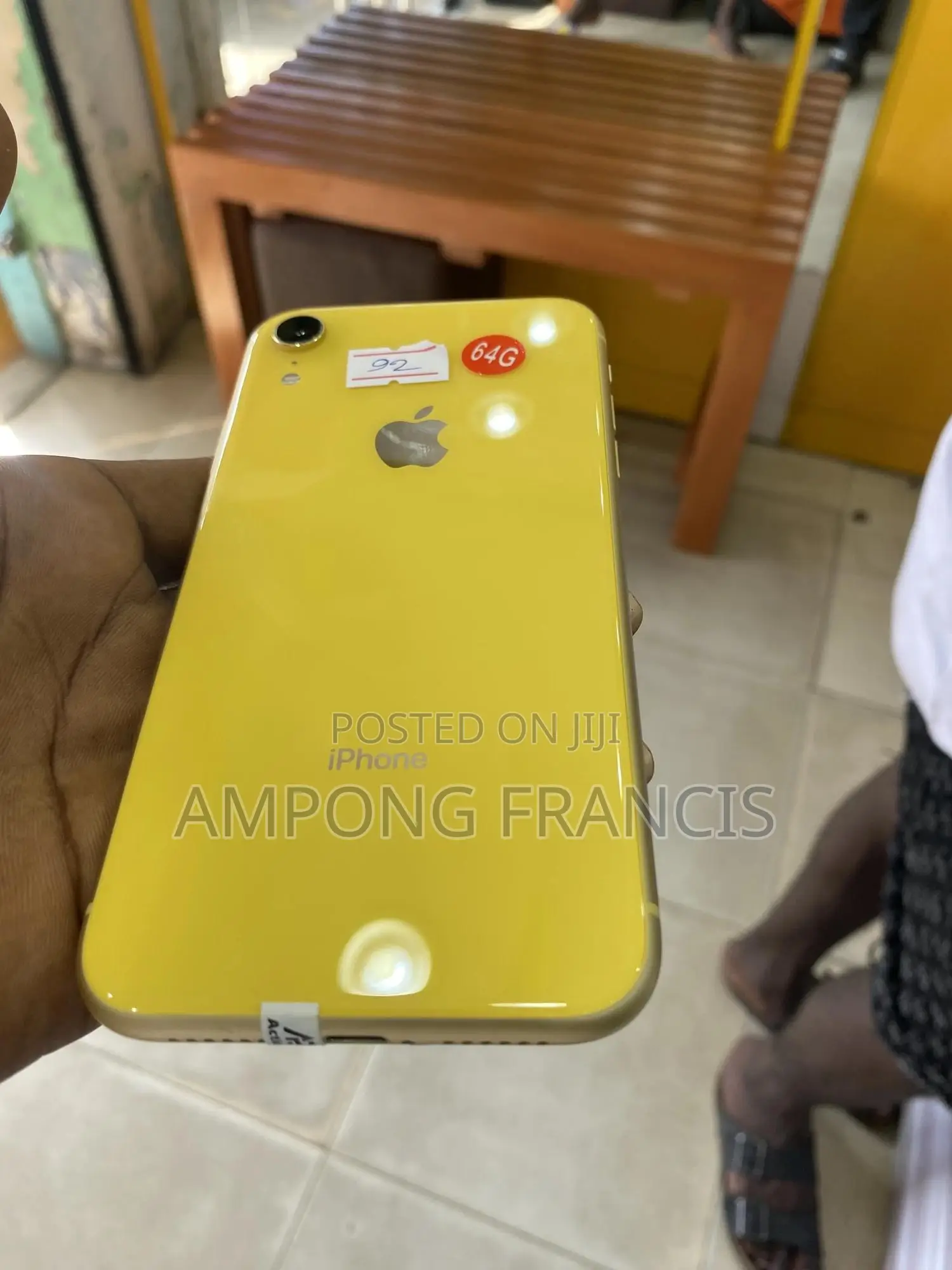 Apple iPhone XR 64 GB Yellow