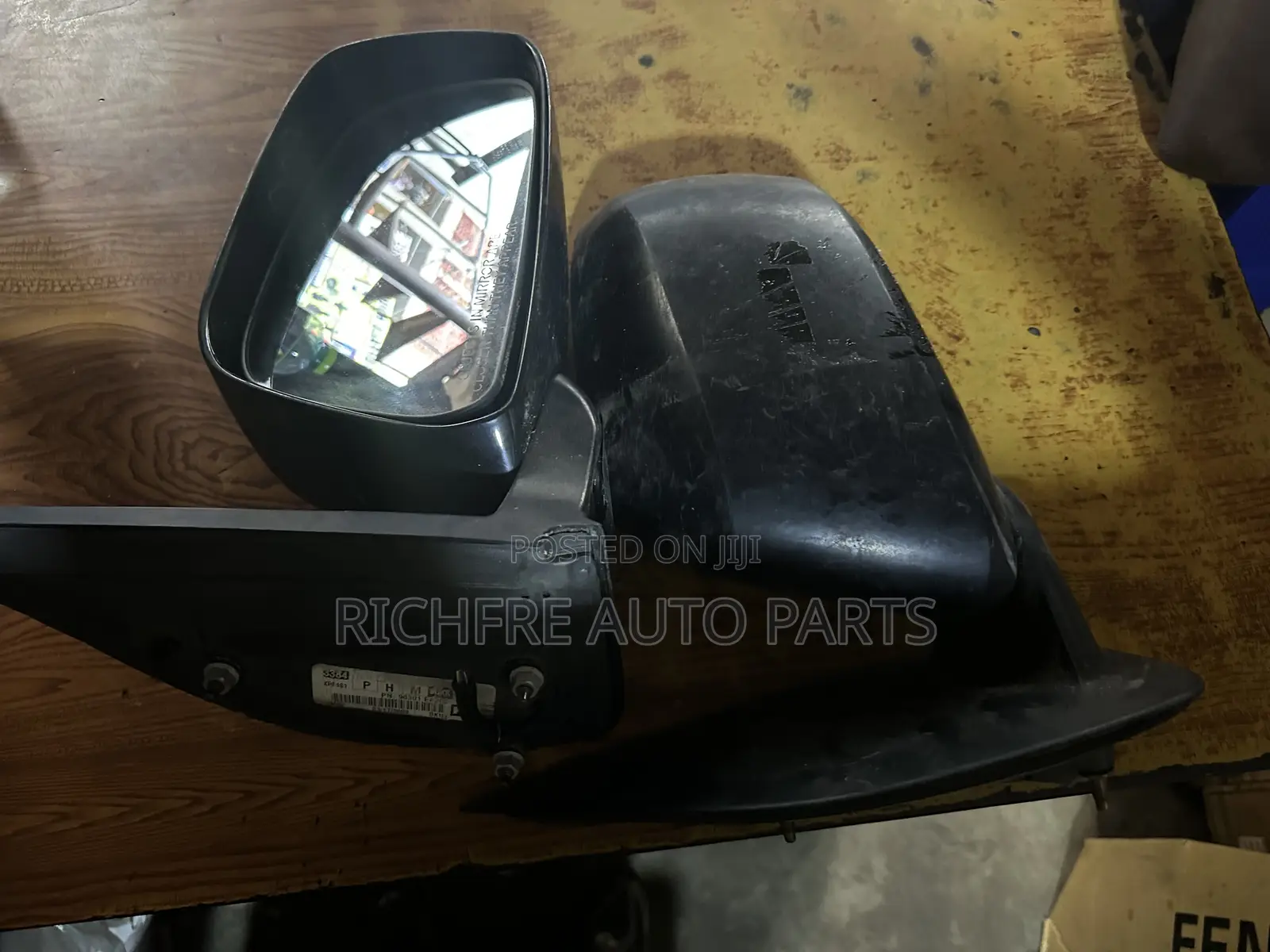 Nissan Frontier/ Navara Side Mirror