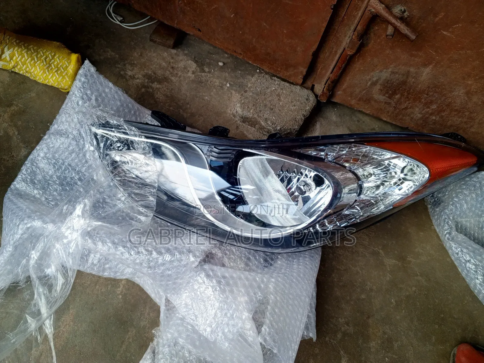 (1set)Hyundai Elantra Headlights 2011,2012,2013