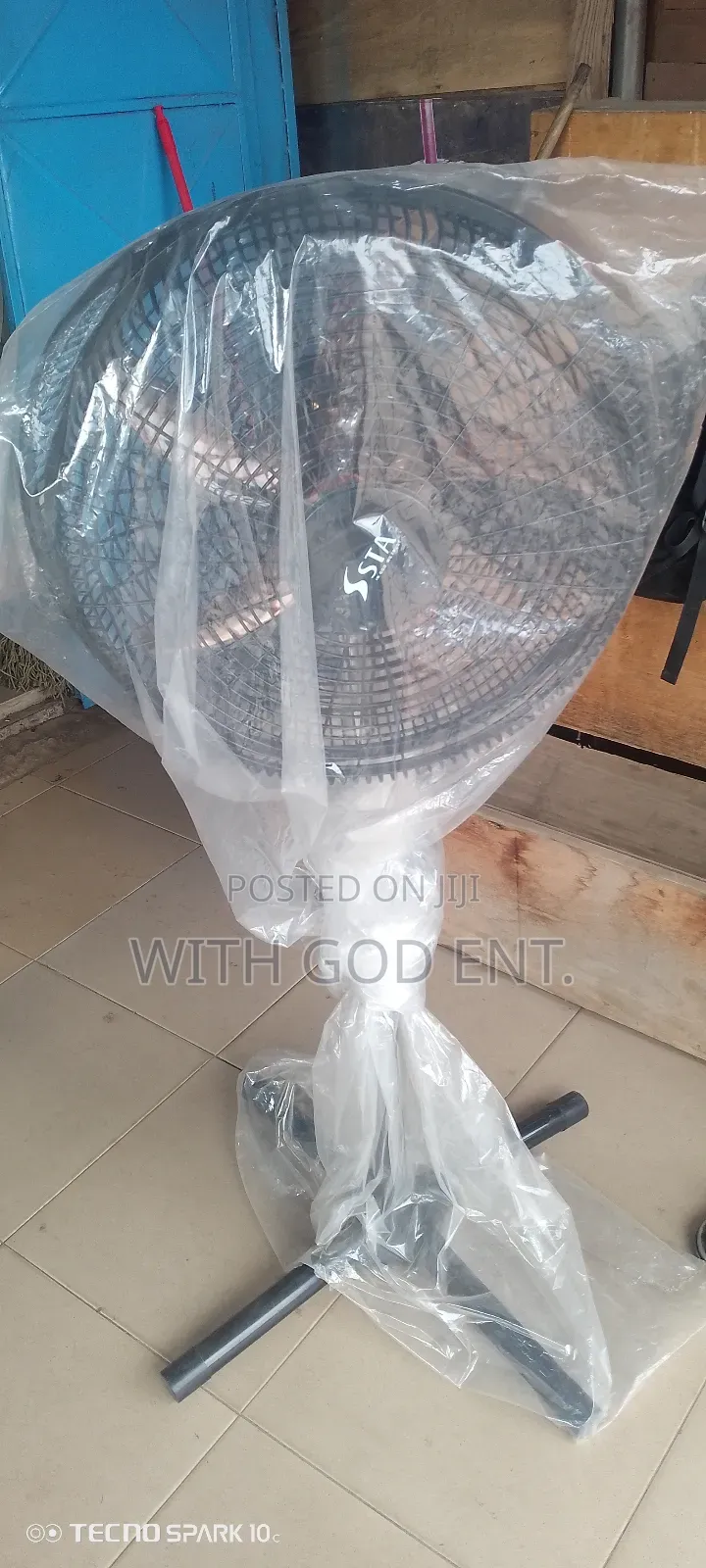 Brand New Standing Fans – Different Brands Sizes Available