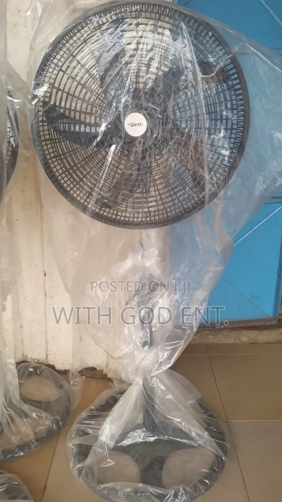 Brand New Standing Fans – Different Brands Sizes Available