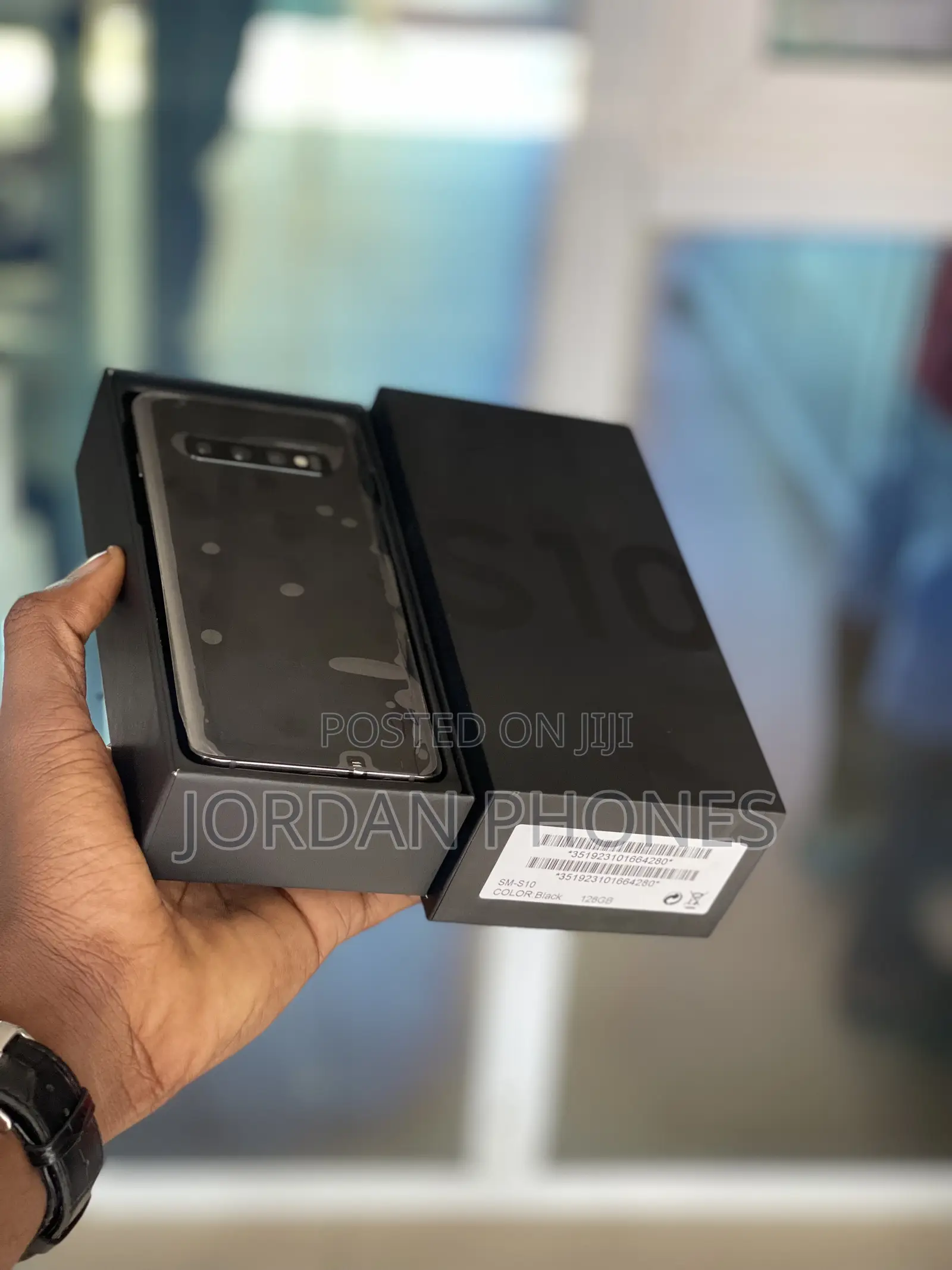 New Samsung Galaxy S10 128 GB Black