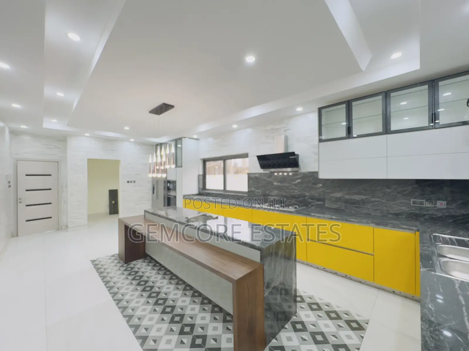 5bdrm House in East Legon|American for rent