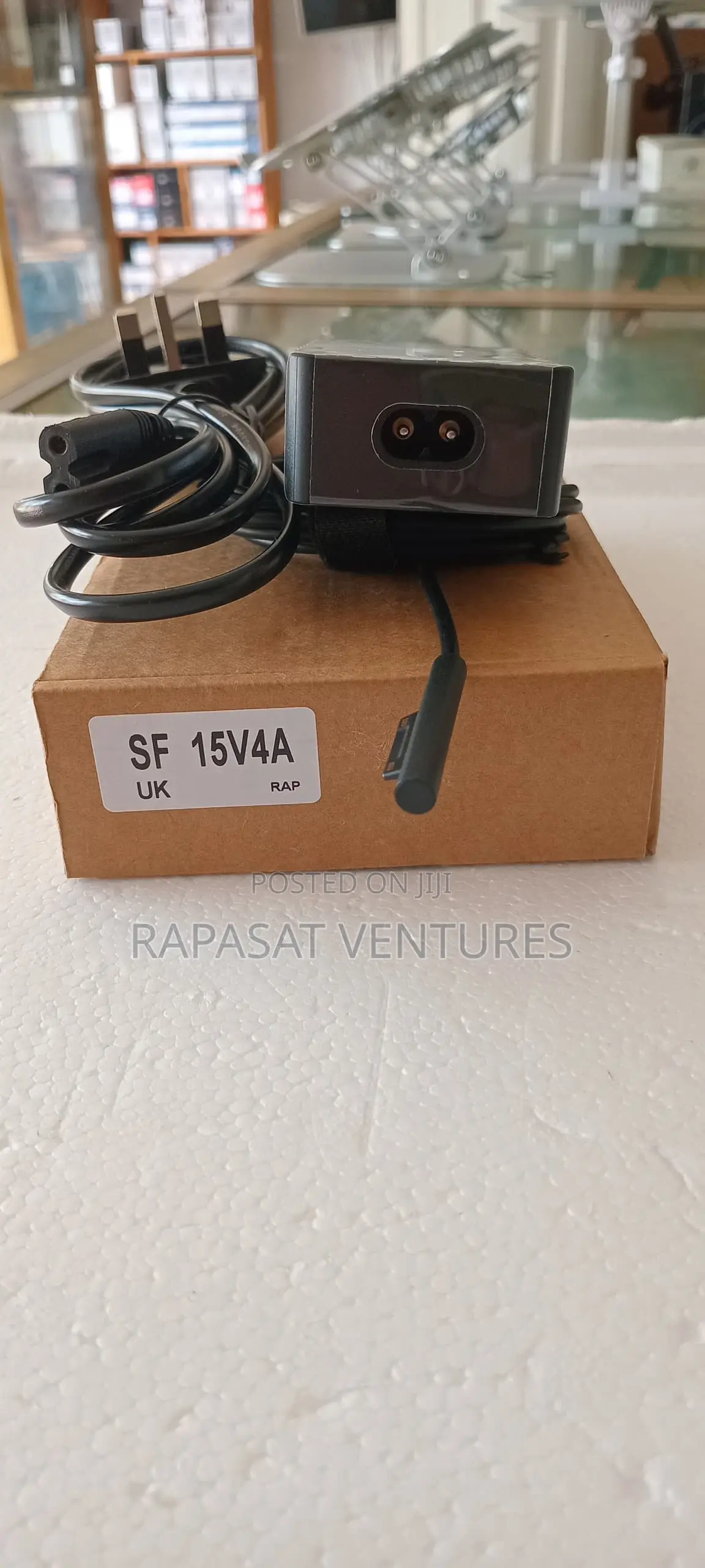 Microsoft Surface Pro 15v 4a 65w Adaptor