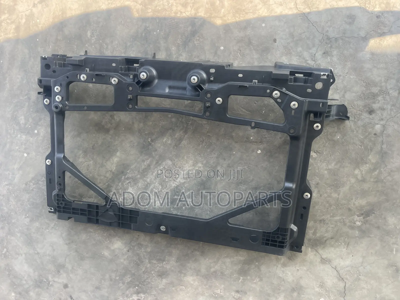 Toyota Yaris Ia Radiator Support