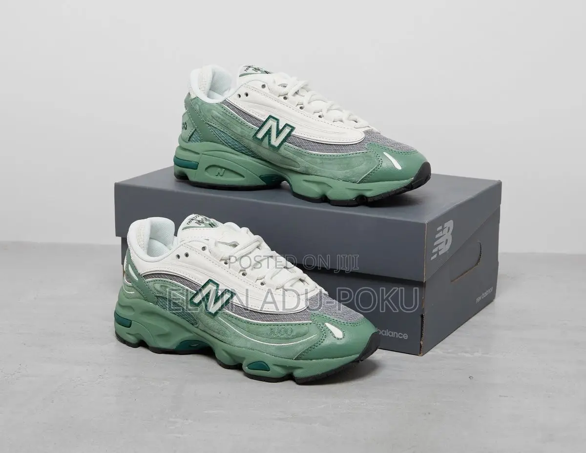 New Balance 1000 Vi “ Green”