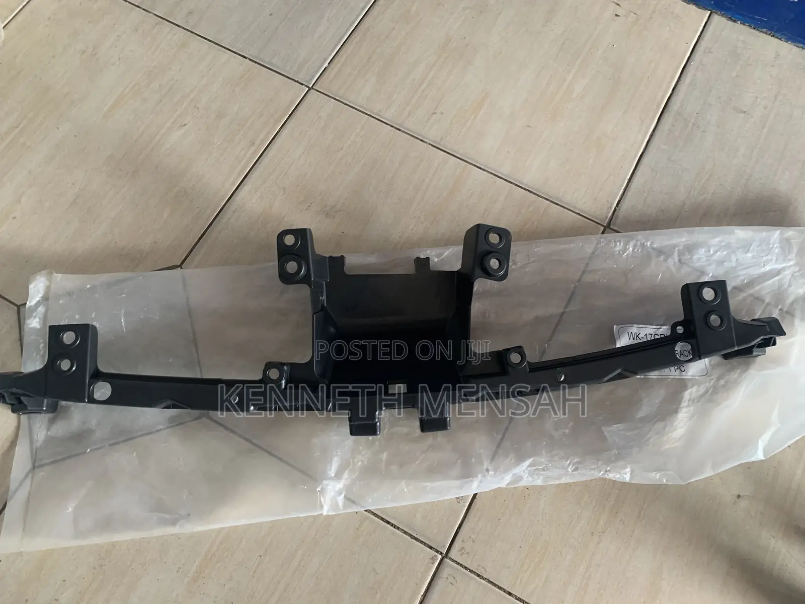 Honda Cr-v 2017-2019 Grill Bracket