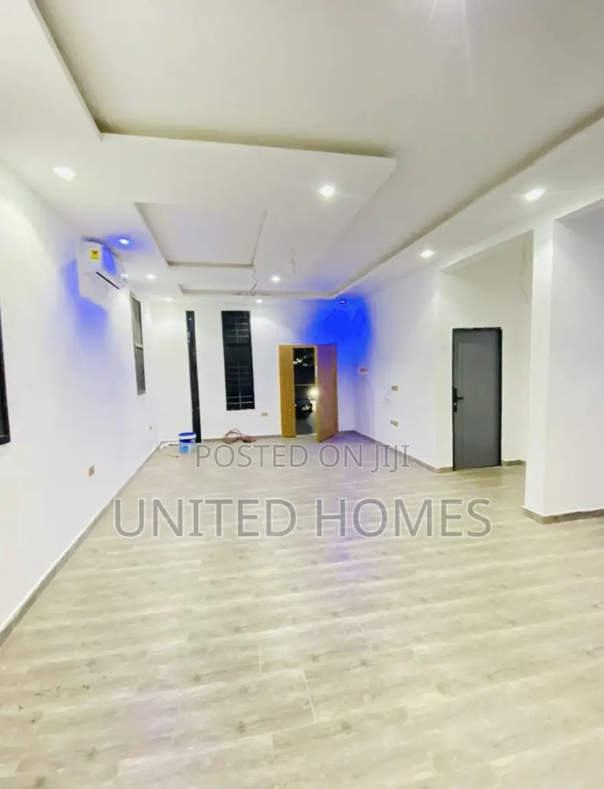 4bdrm House in Kwabenya for sale