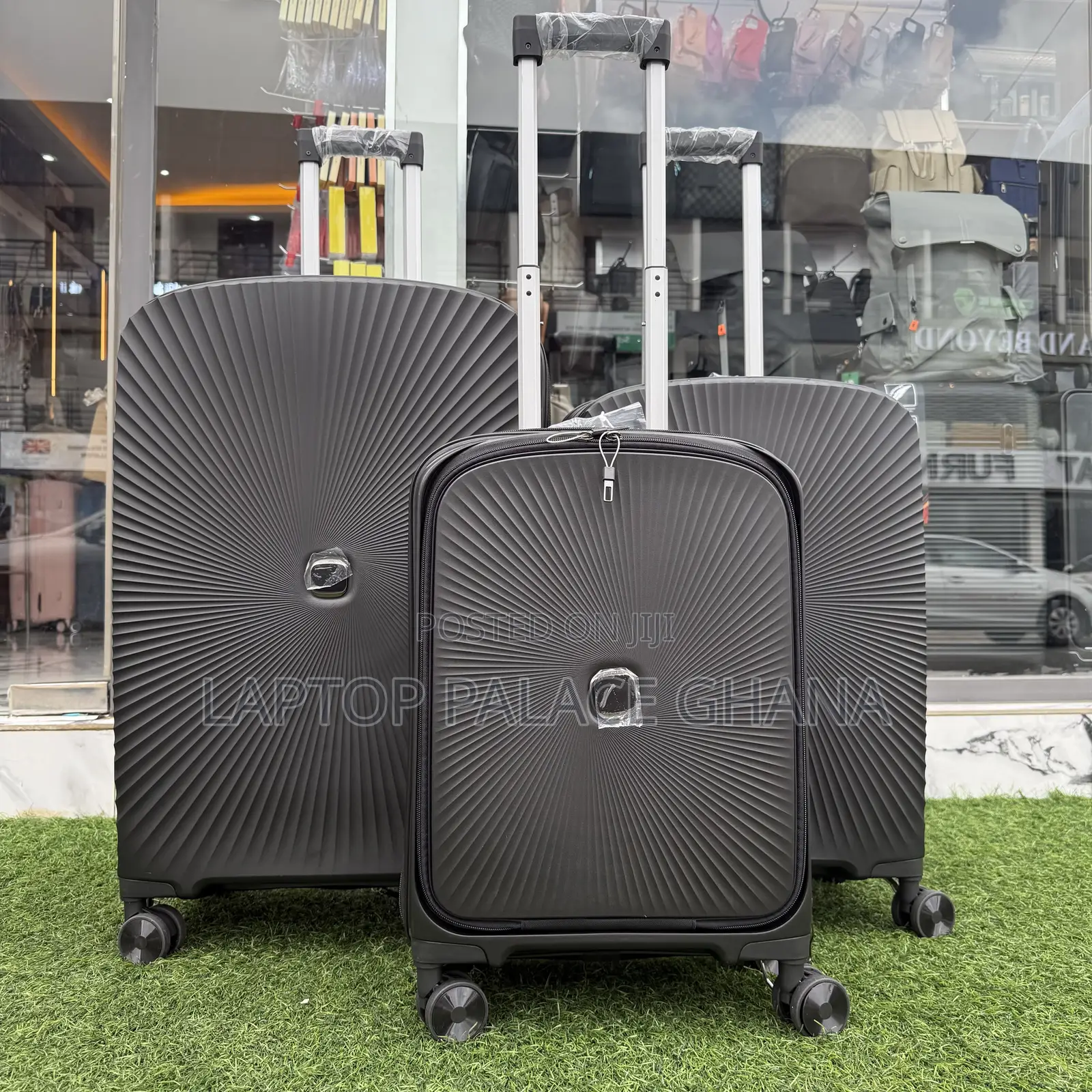 Black Luxury Lightweight Anti Crack Suitcase Set