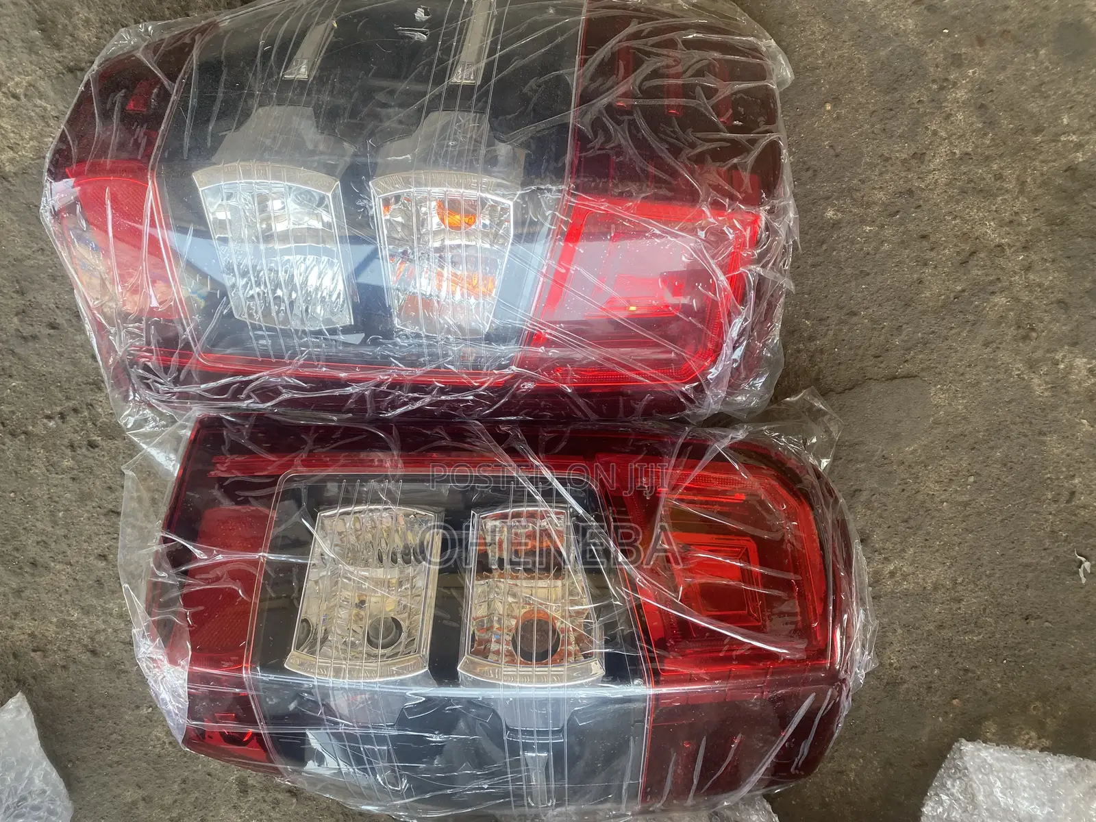Mitshubushi L200 2020 Taillight