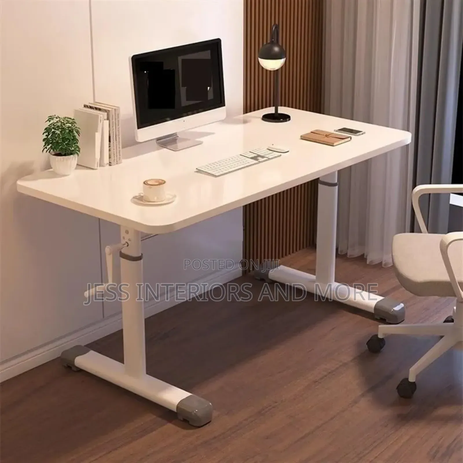Computer Desk(Manual Crank
)