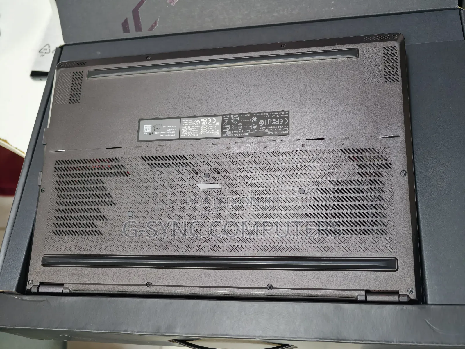 Laptop Asus ROG Zephyrus G15 16GB AMD Ryzen 9 SSD 512GB