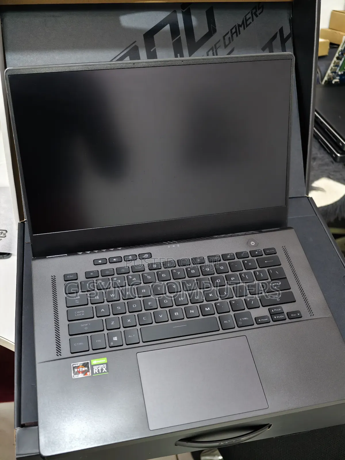 Laptop Asus ROG Zephyrus G15 16GB AMD Ryzen 9 SSD 512GB