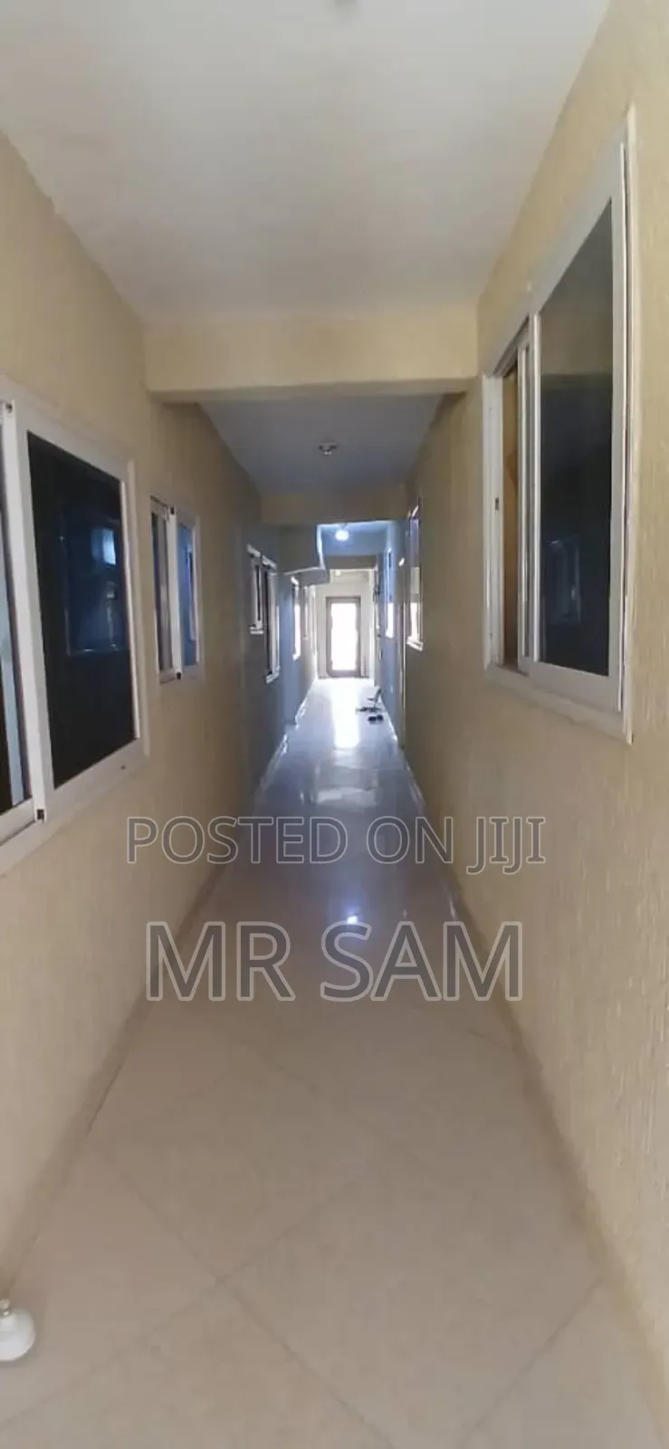 20bdrm House in Sam Properties, West Hills Mall Area for rent