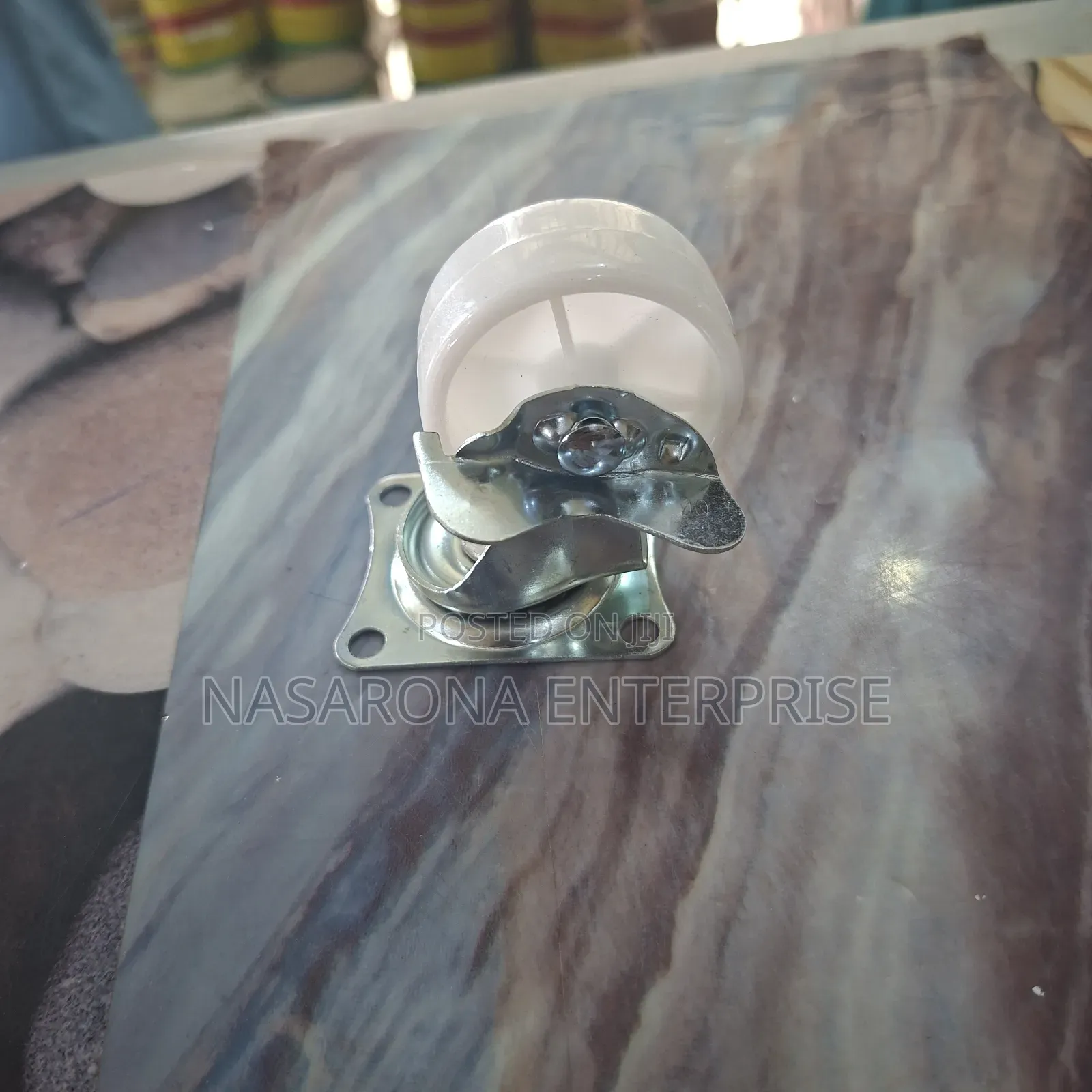 Movable Castors, Swivel Plate, Rolling Tryes (4pcs)
