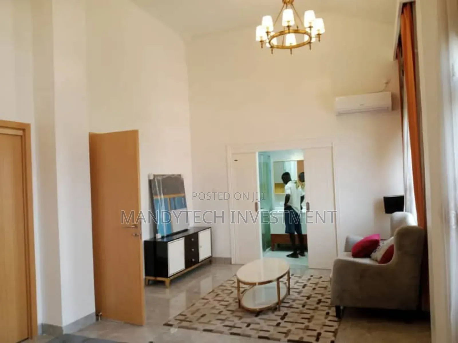 5bdrm Mansion in Adjiriganor for sale