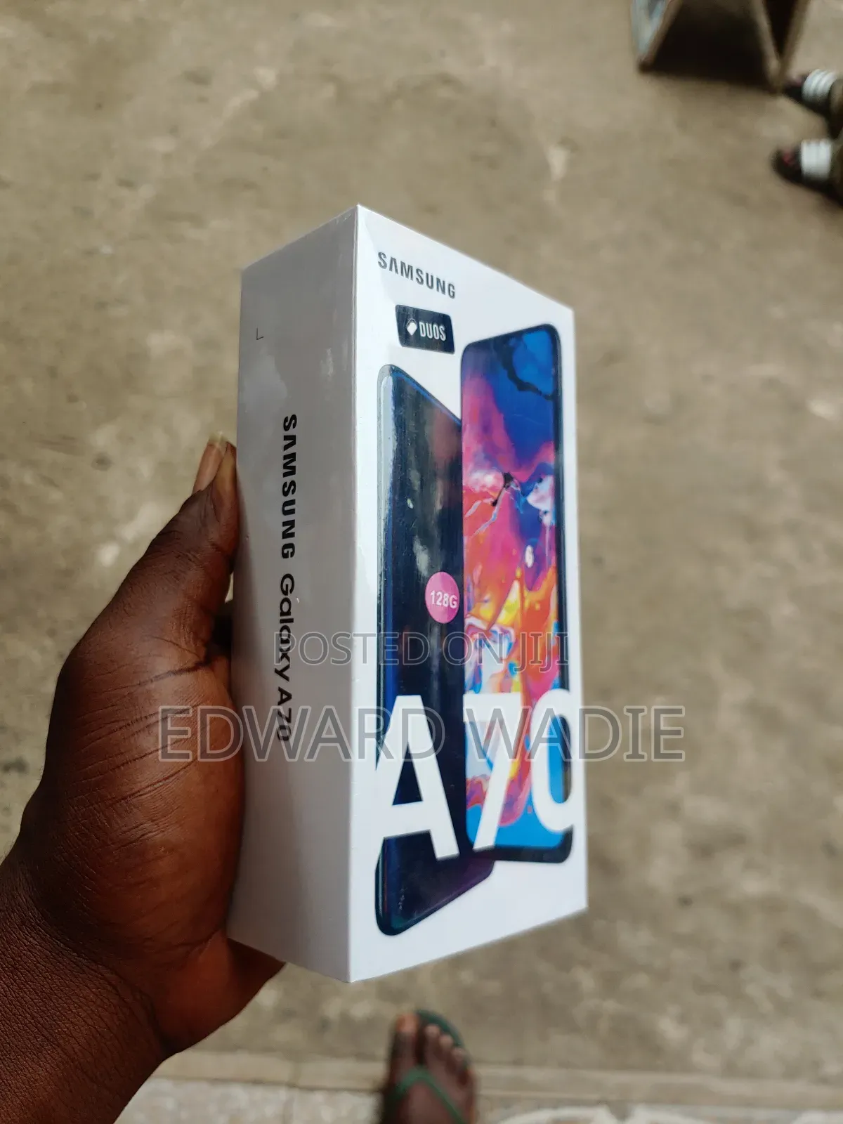 New Samsung Galaxy A70 128 GB Black