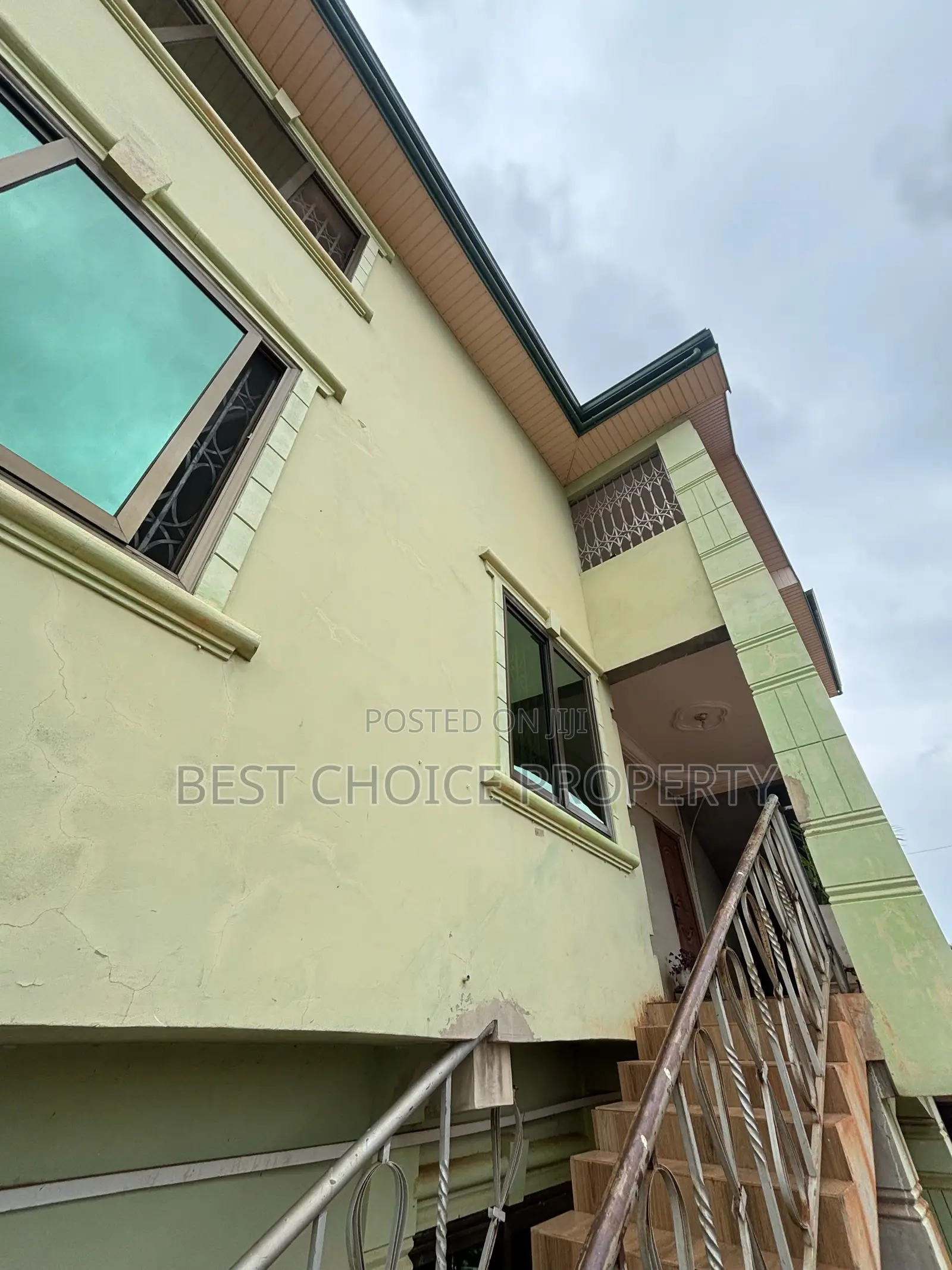 1bdrm Apartment in Adenta Survive, Frafraha for rent