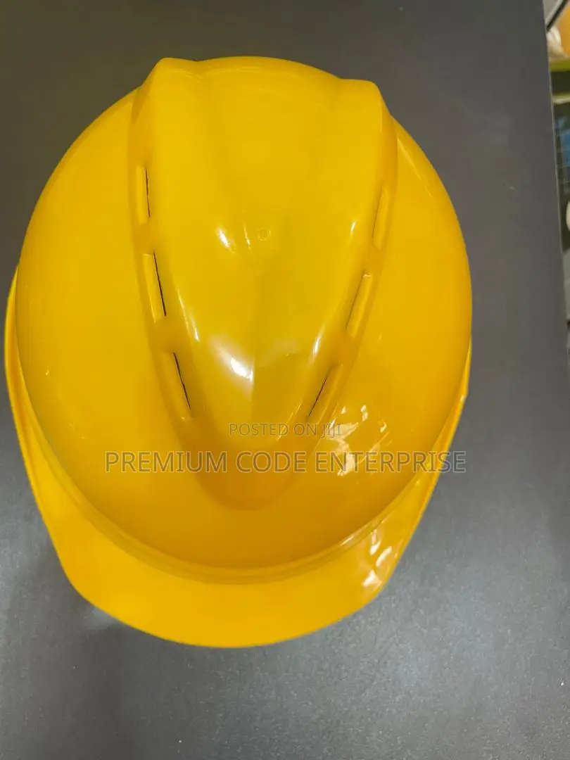 Safety Helmet With Chin Strap & Uv Protection – Construction