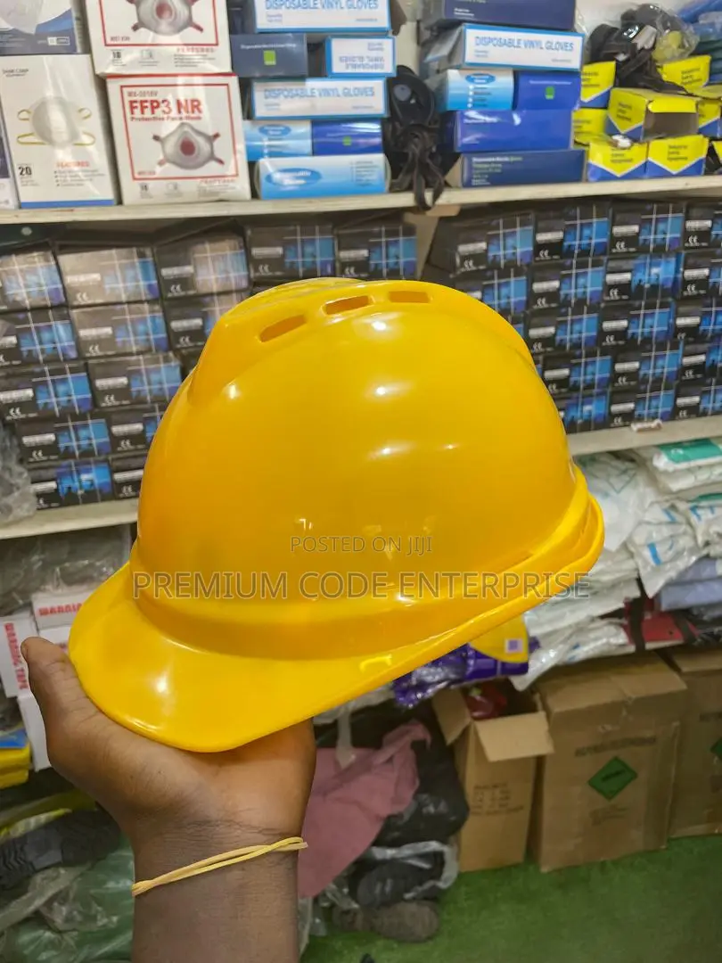 Safety Helmet With Chin Strap & Uv Protection – Construction