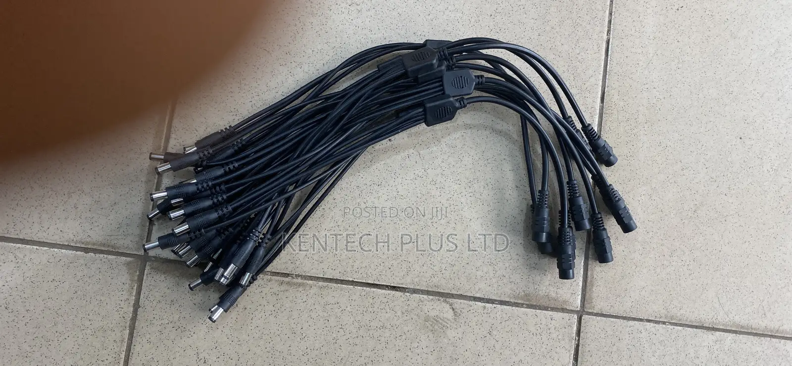 4 Way Power Splitter for CCTV Cameras