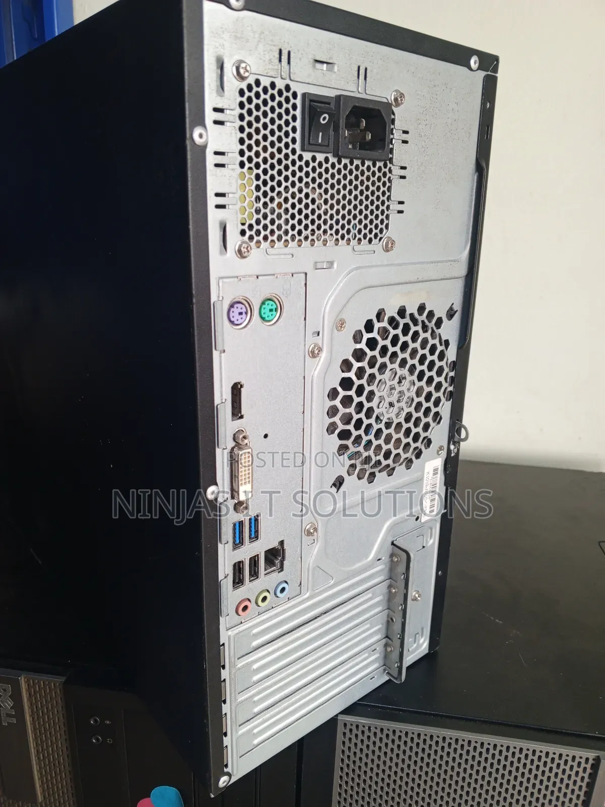 Desktop Computer Fujitsu Esprimo P557/E85+ 8GB Intel Core I5 HDD 500GB