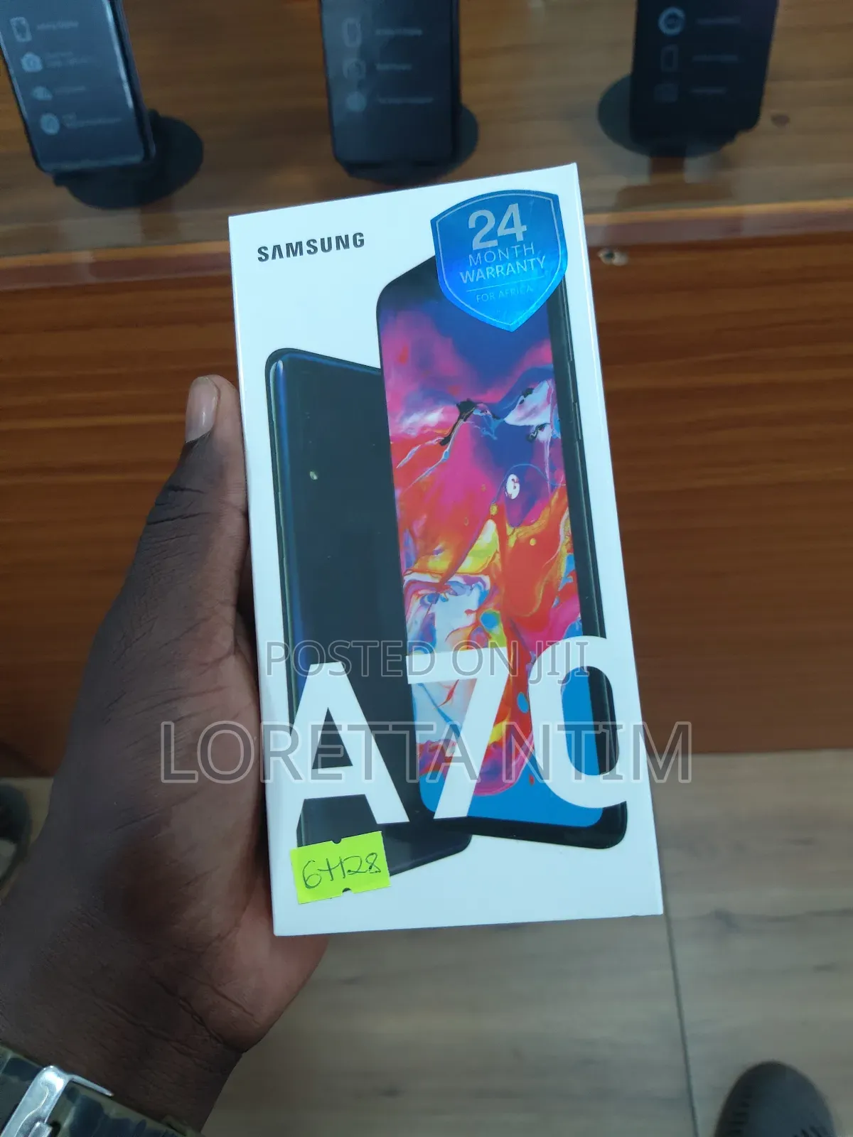 New Samsung Galaxy A70 128 GB Gray