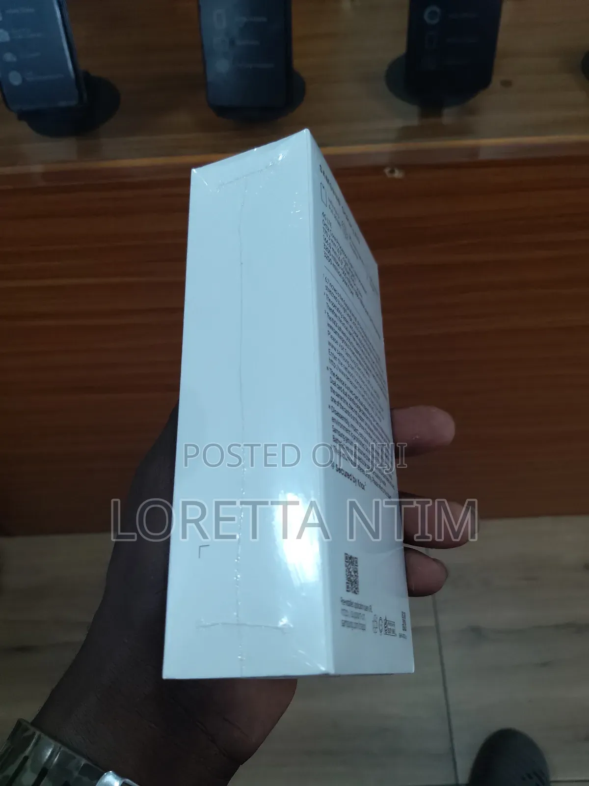 New Samsung Galaxy A70 128 GB Gray