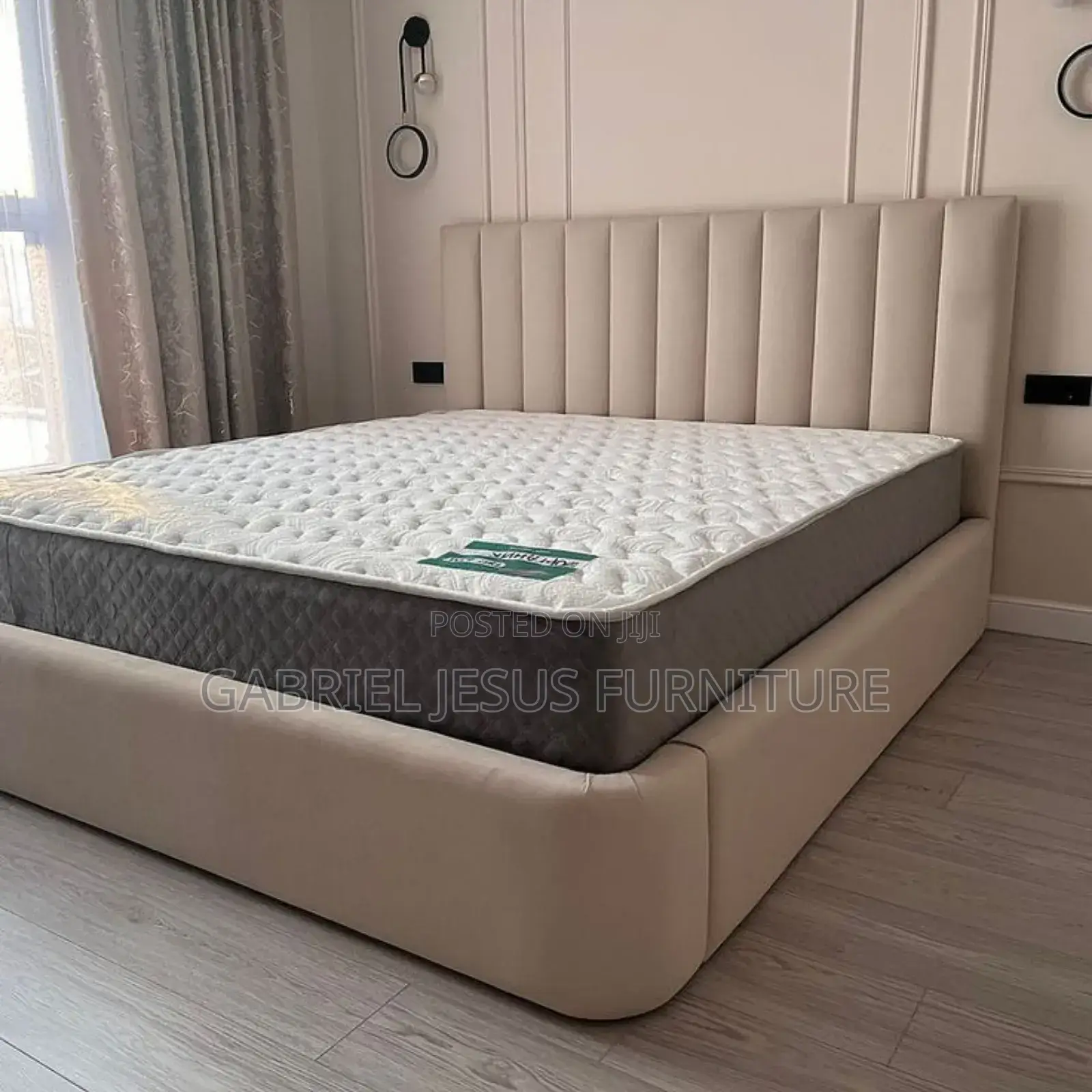 Royal King Size Bed With Mattress