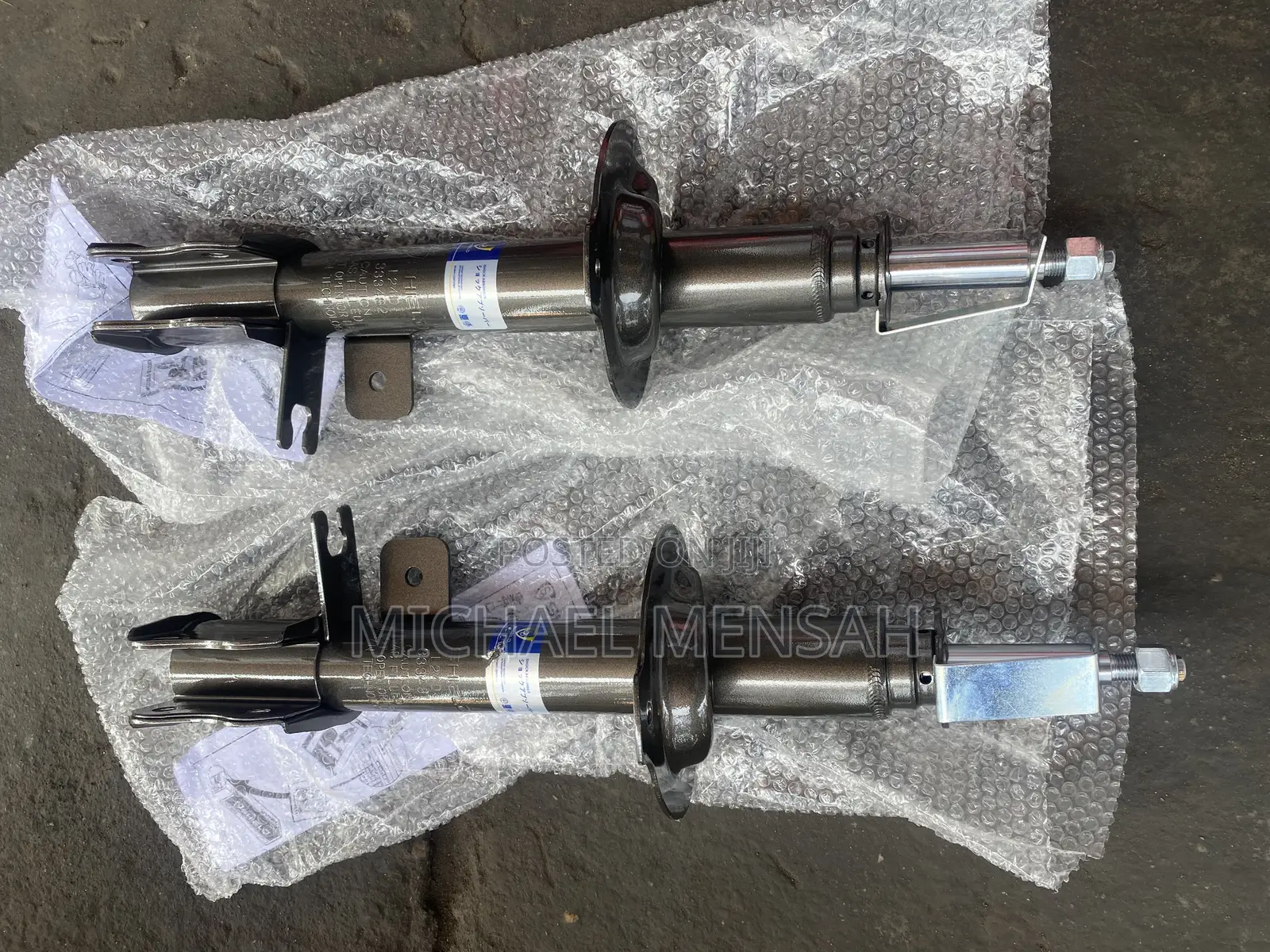 Suzuki Forenza Back Shocks