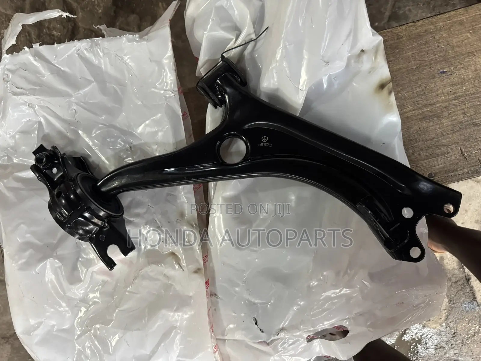 Honda Civic 2016,2017,2018,2019,2020,2021 Lower Control Arm.