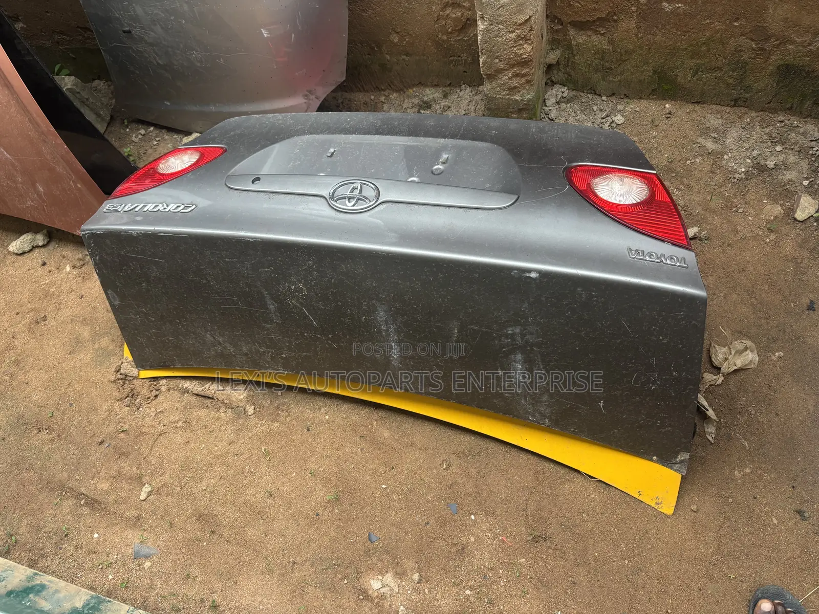Toyota Corolla 2004 -2008 Boot / Trunk