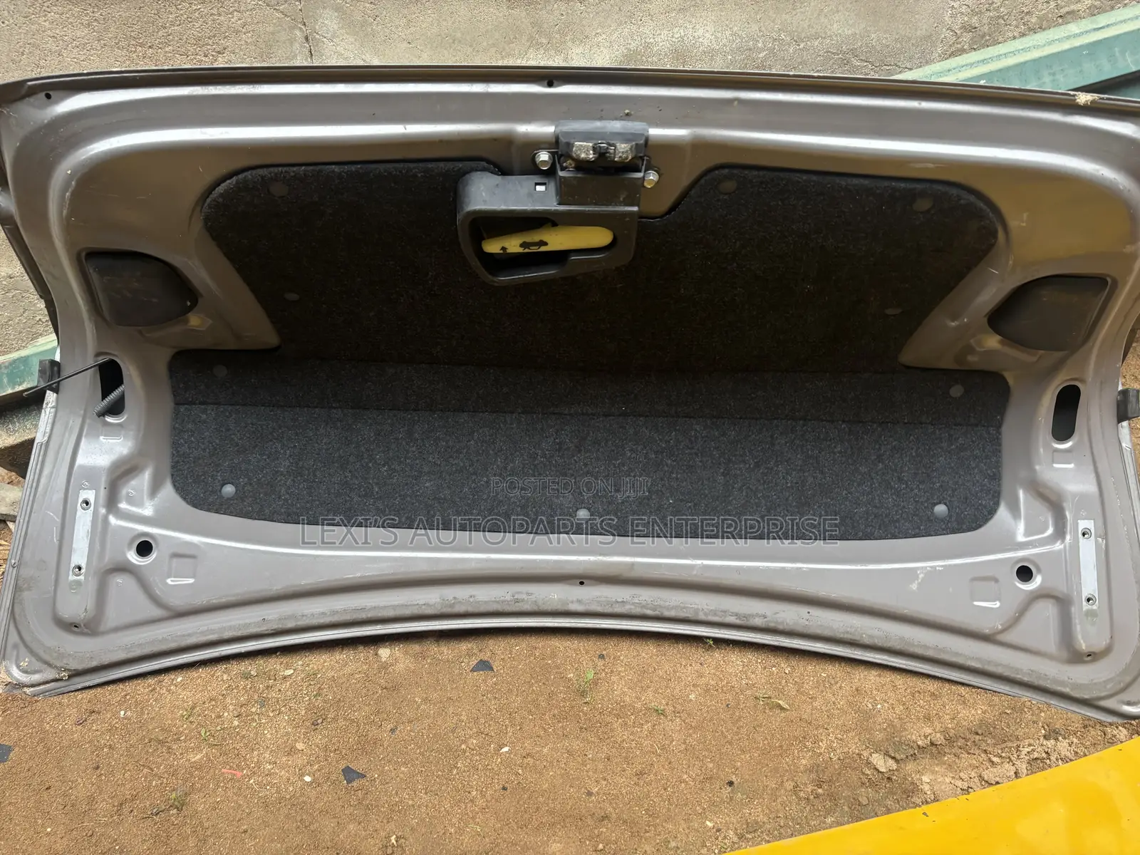 Toyota Corolla 2004 -2008 Boot / Trunk