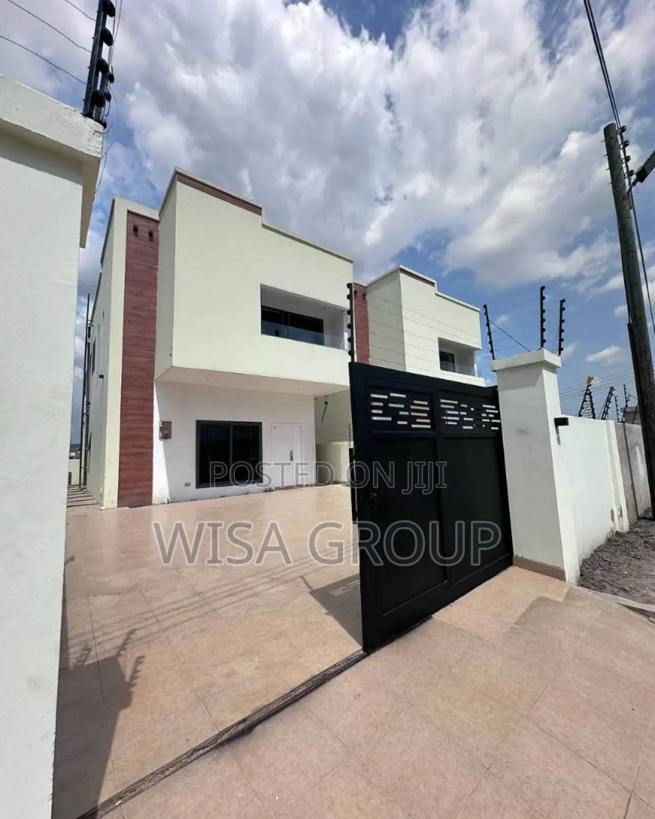 3bdrm Duplex in Wisa Group, Accra Metropolitan for sale