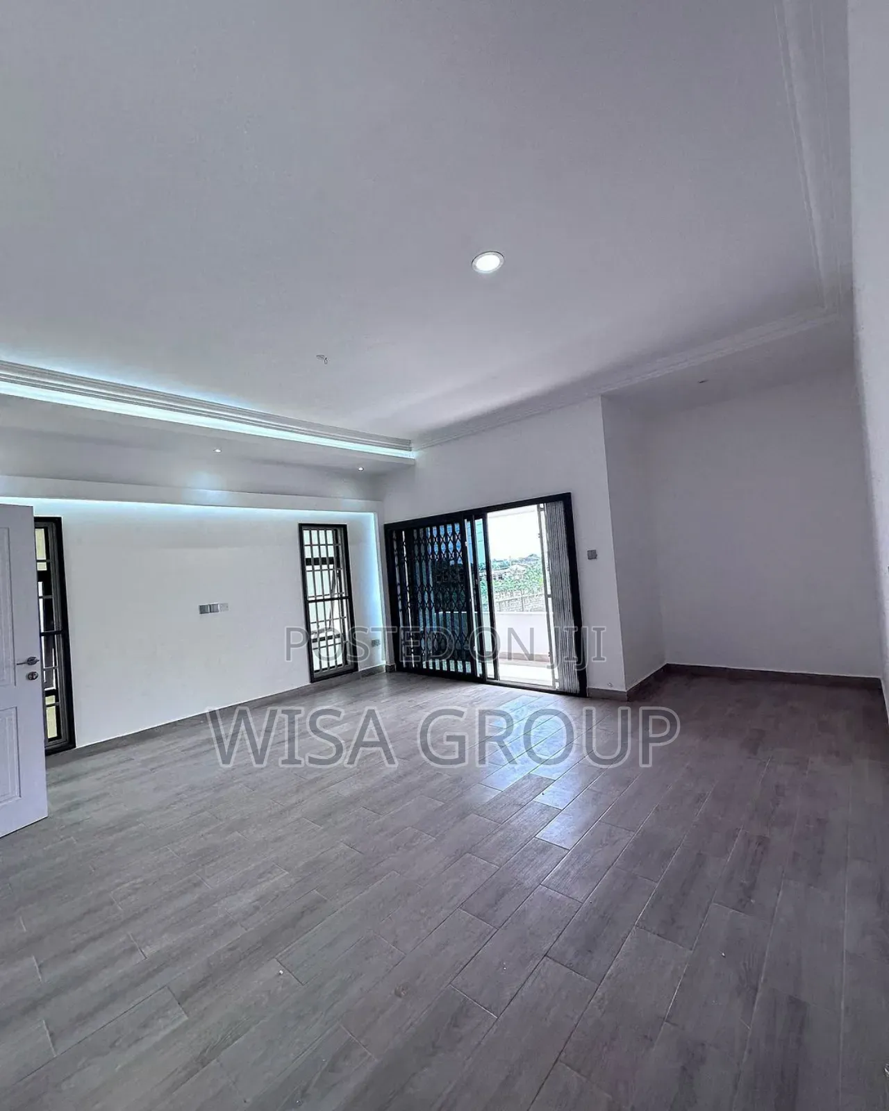 3bdrm Duplex in Wisa Group, Accra Metropolitan for sale