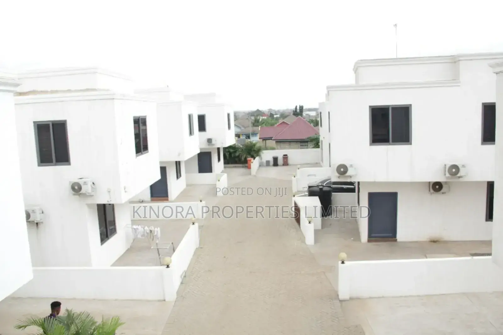2bdrm Townhouse / Terrace in Nmai Djorn for rent