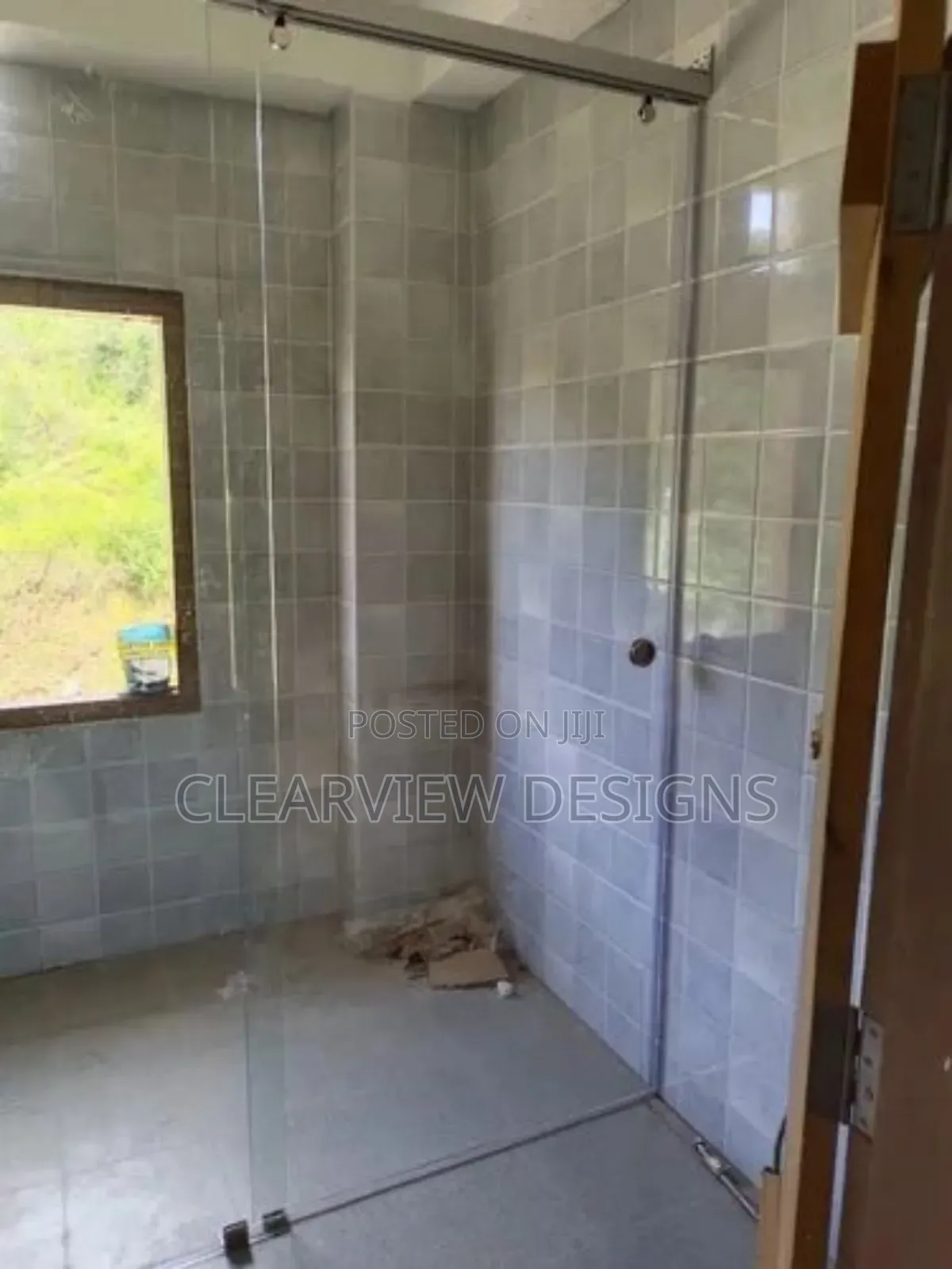 Elegant Sliding Shower Cubicle