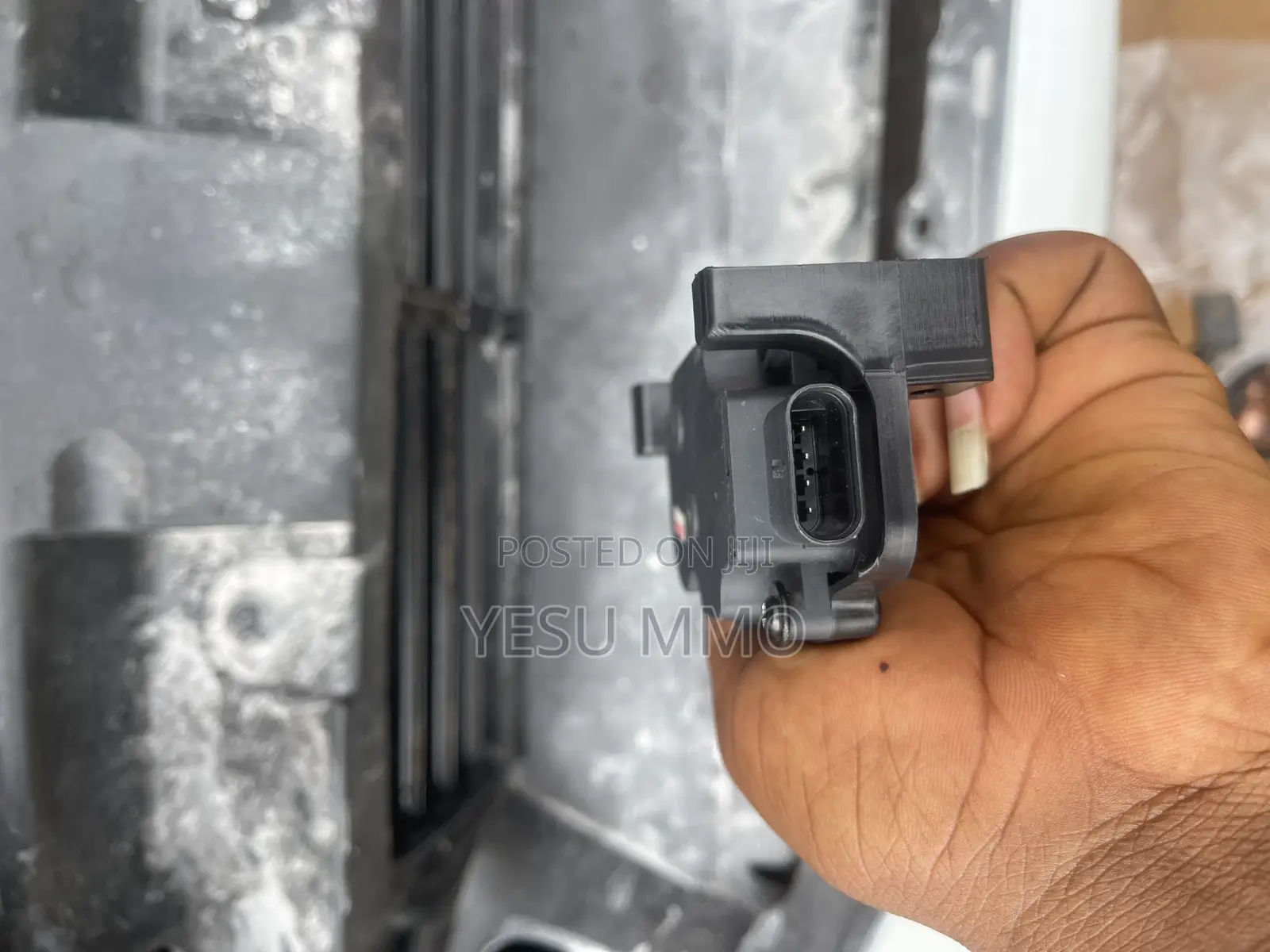 Honda Cr-v 2020 Shutter Grille Motor
