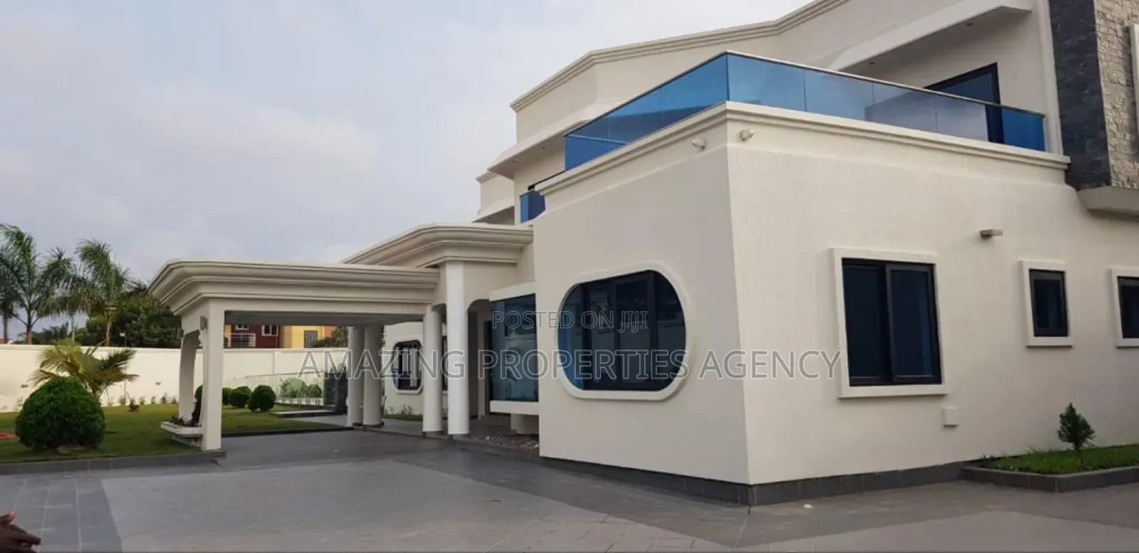 7bdrm House in East Legon for sale