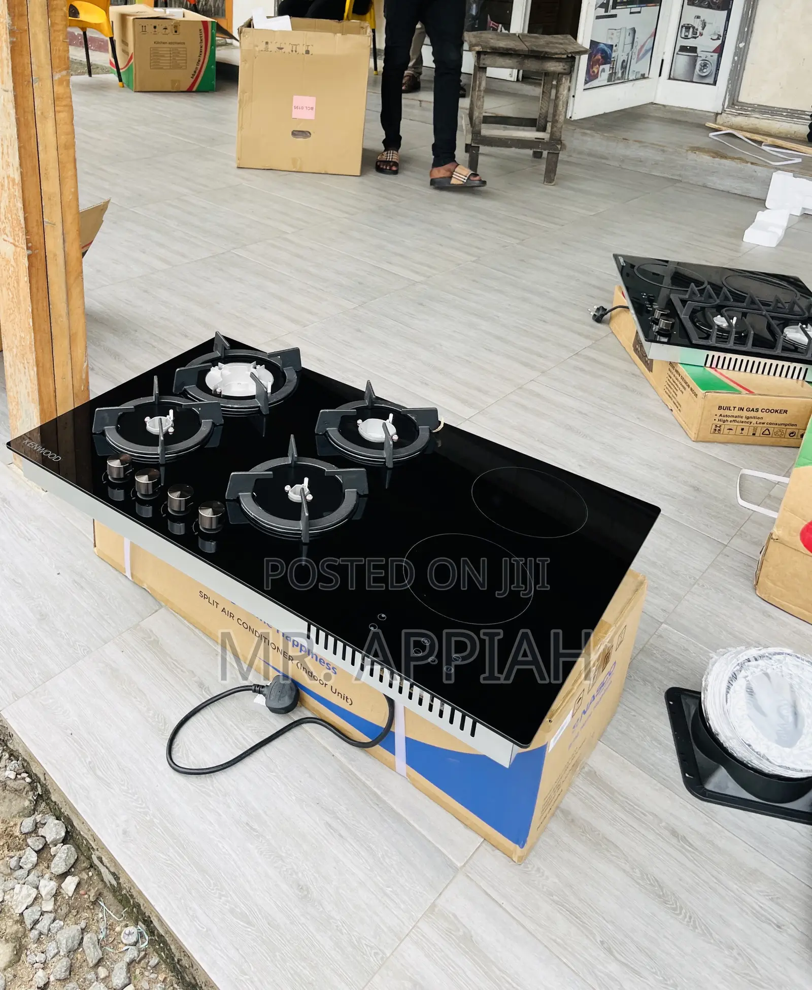 Automatic Ignition Kenwood 90cm 4 Gas + 2 Electric Hob.
