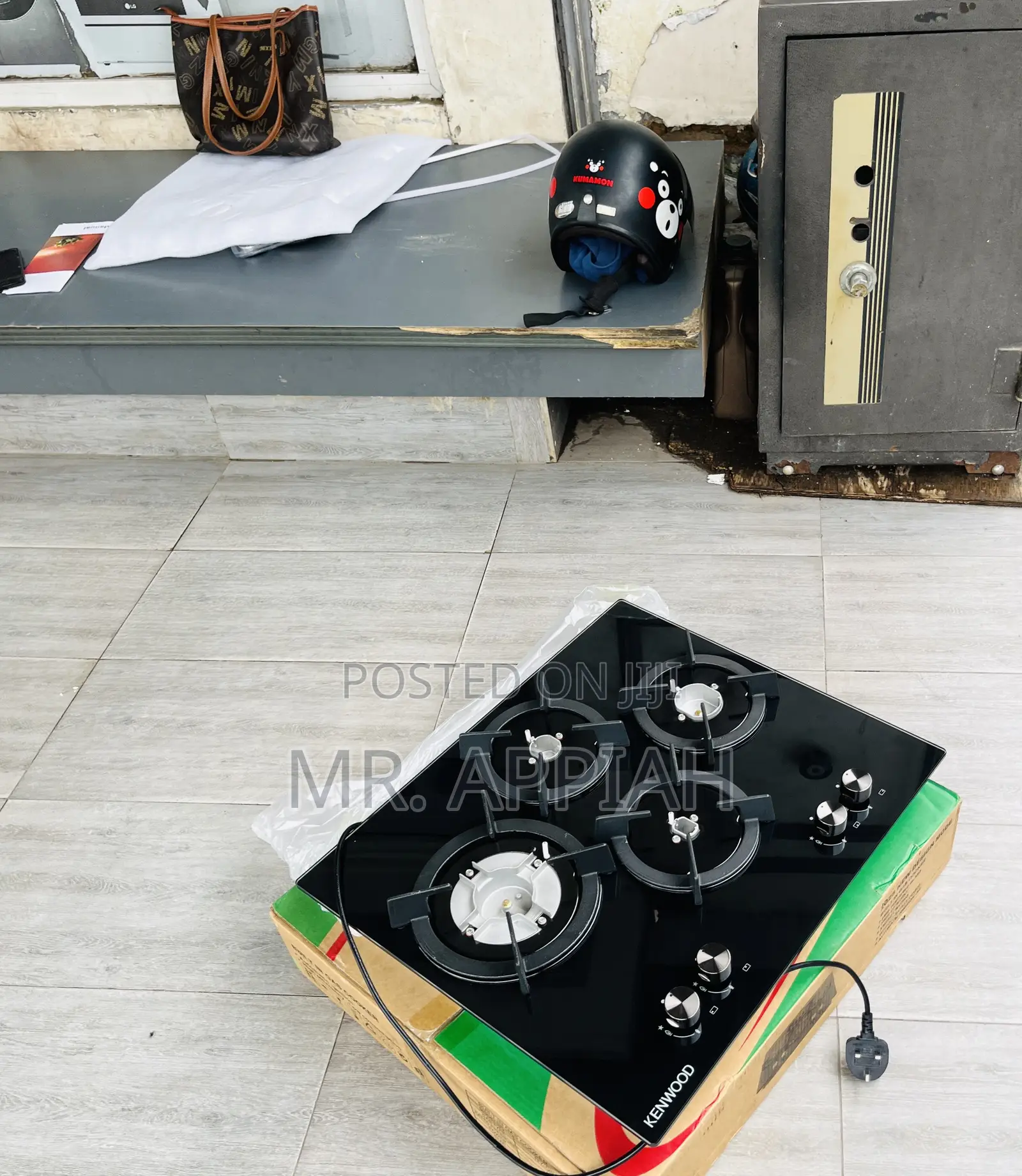 Low Consumption Kenwood 60cm in Built Glass Hob(4 Door)
