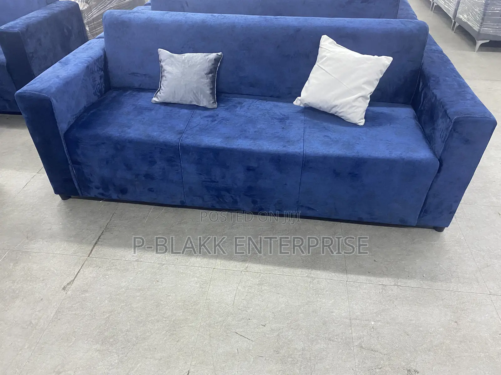 Sofa/Couches 3in1 Good Quality Material With Pillows 3 in 1