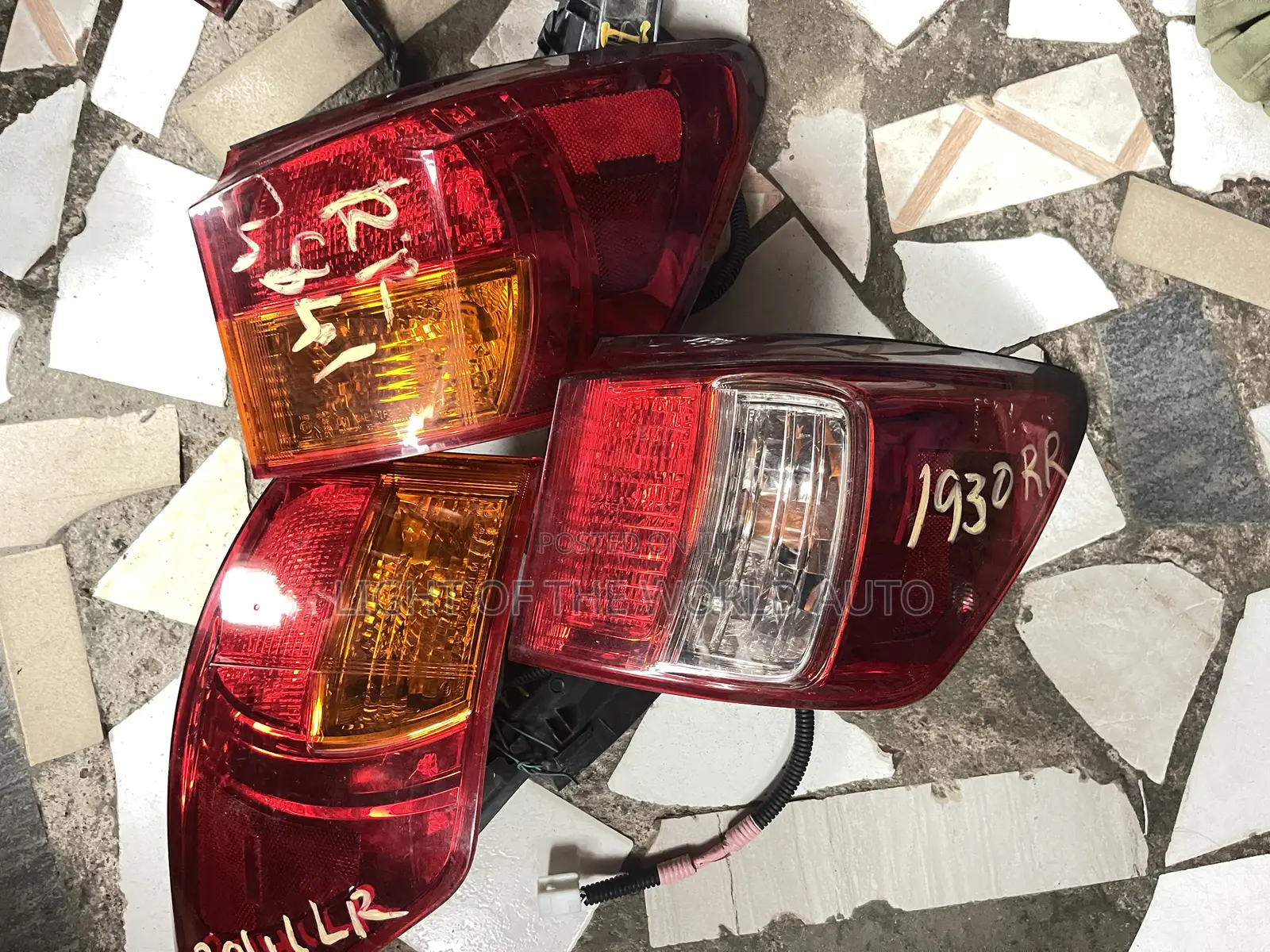 Lexus Is 250 Taillight Available