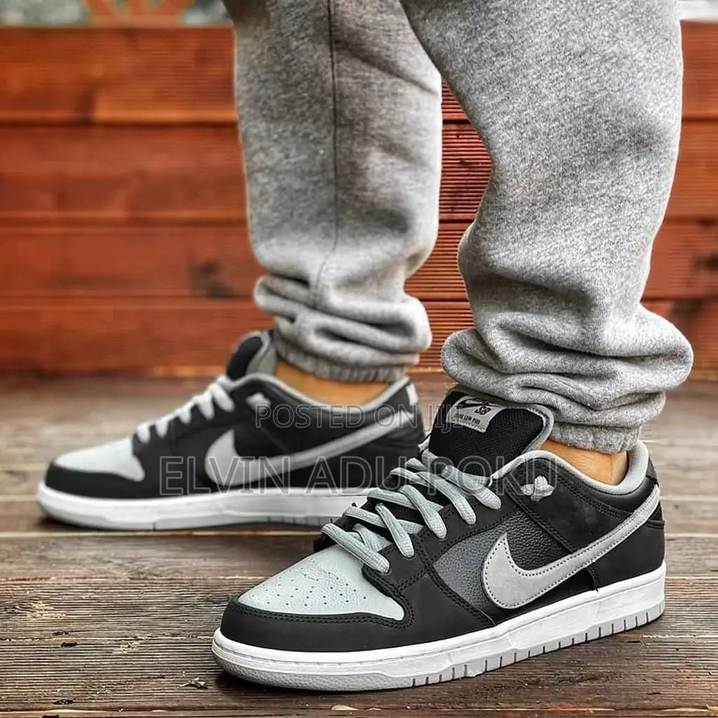 Nike Sb Dunk Low Pro "J-Pack - Shadow" Sneakers.