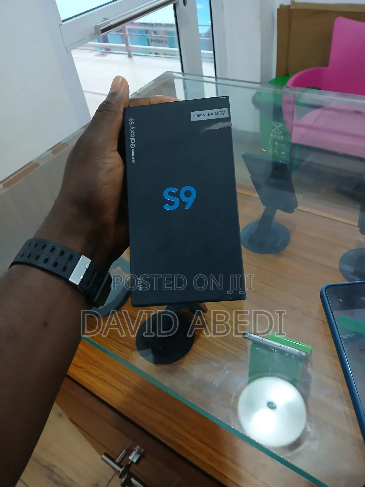 New Samsung Galaxy S9 64 GB Black